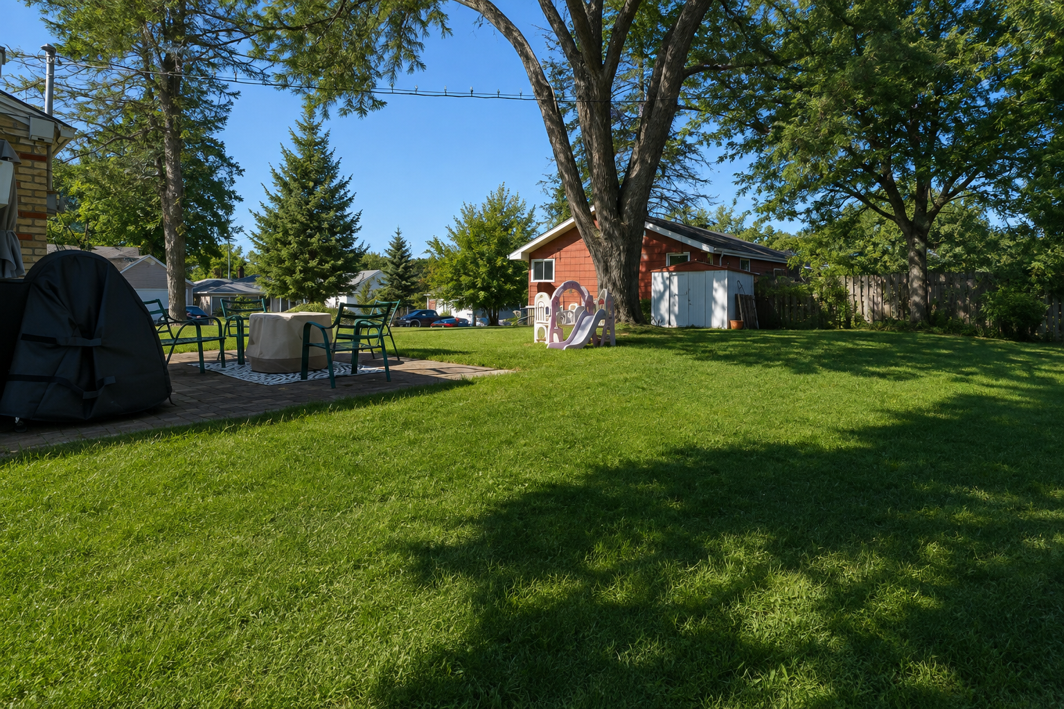 332 Willow Street E Property Photo 29