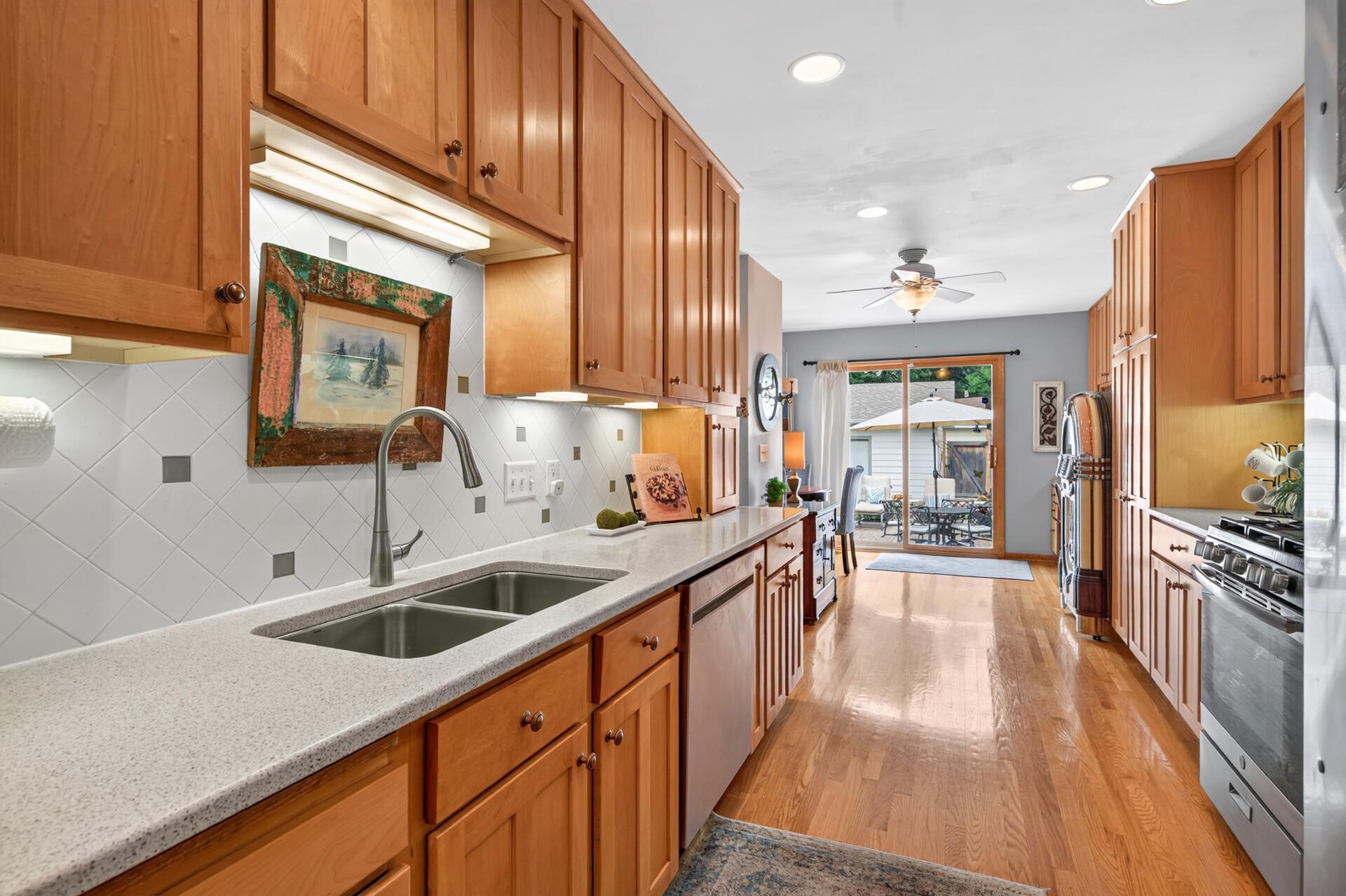 1947 Portland Avenue Property Photo 20