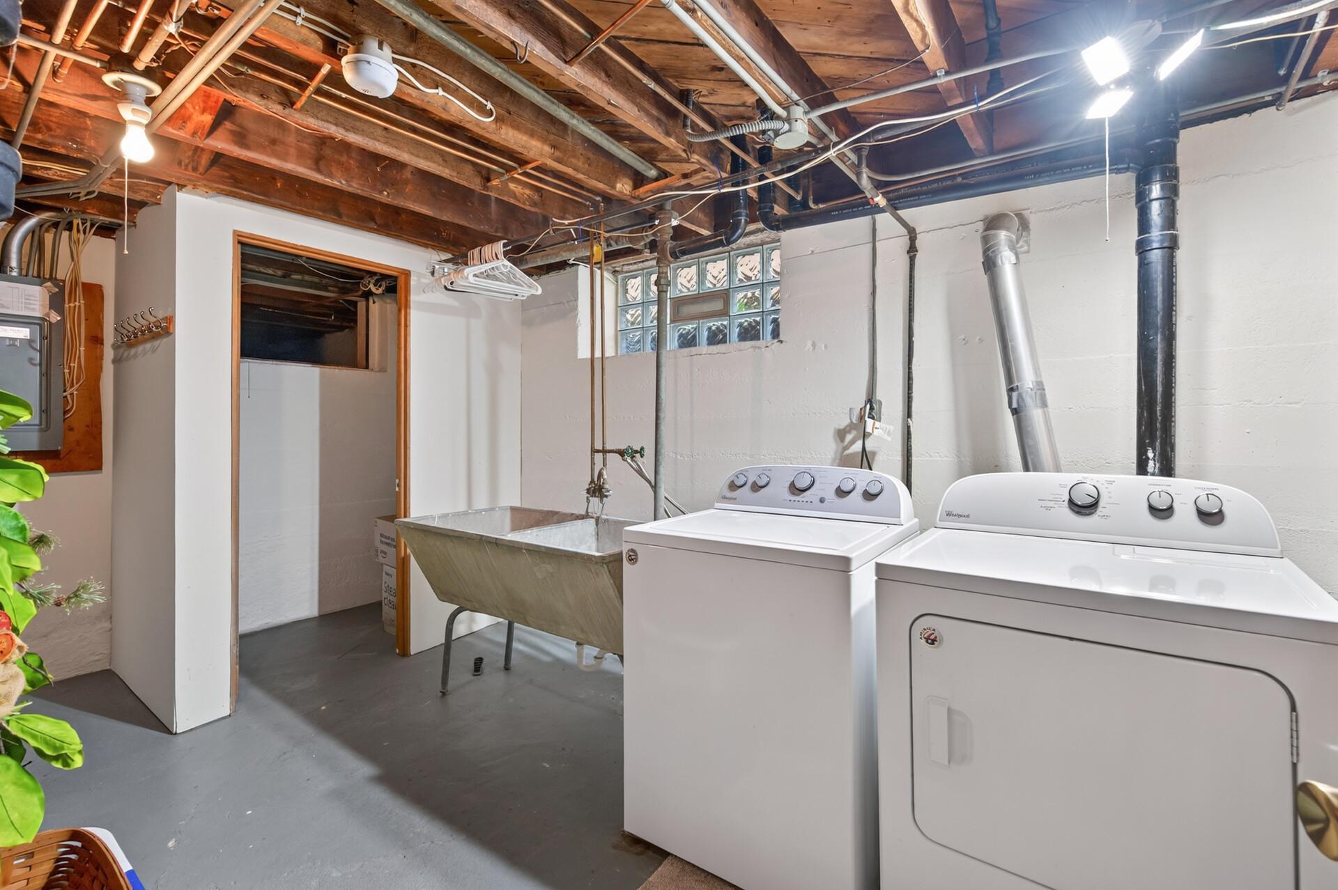 1947 Portland Avenue Property Photo 39