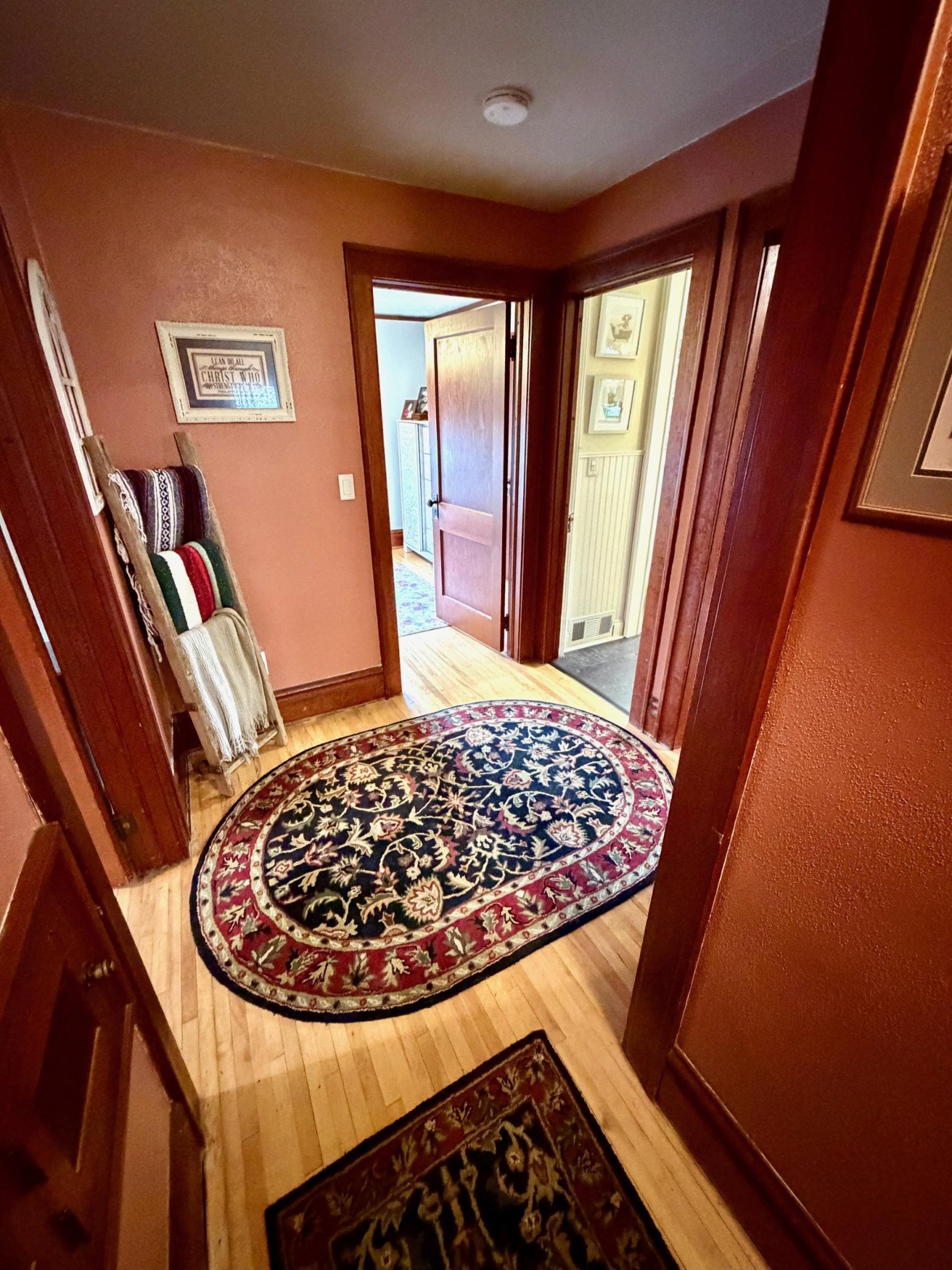 19 1st Avenue Ne Property Photo 19