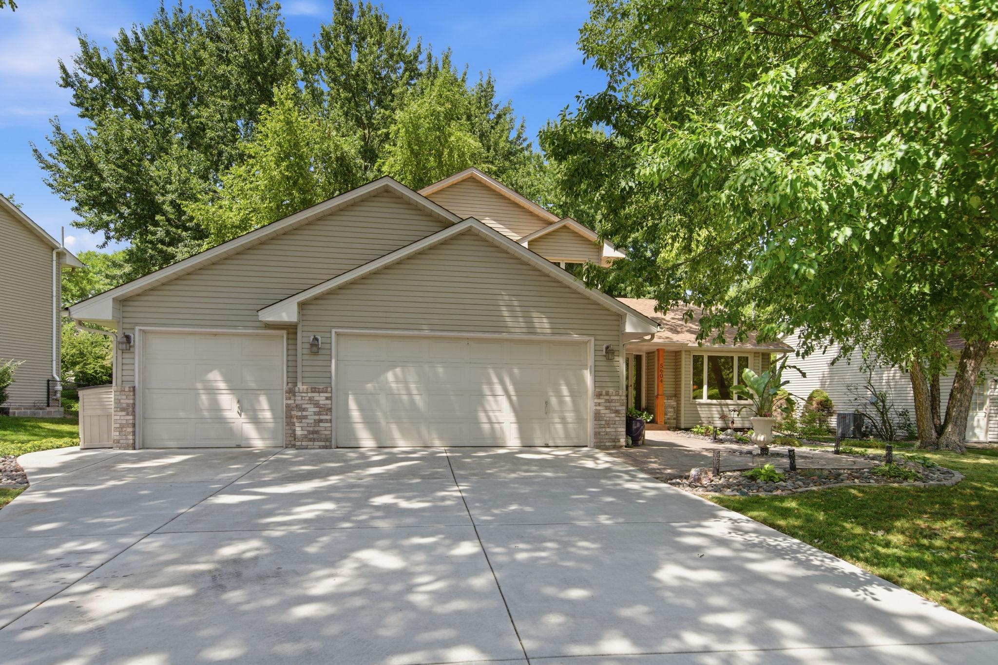 5604 Lone Oak Drive