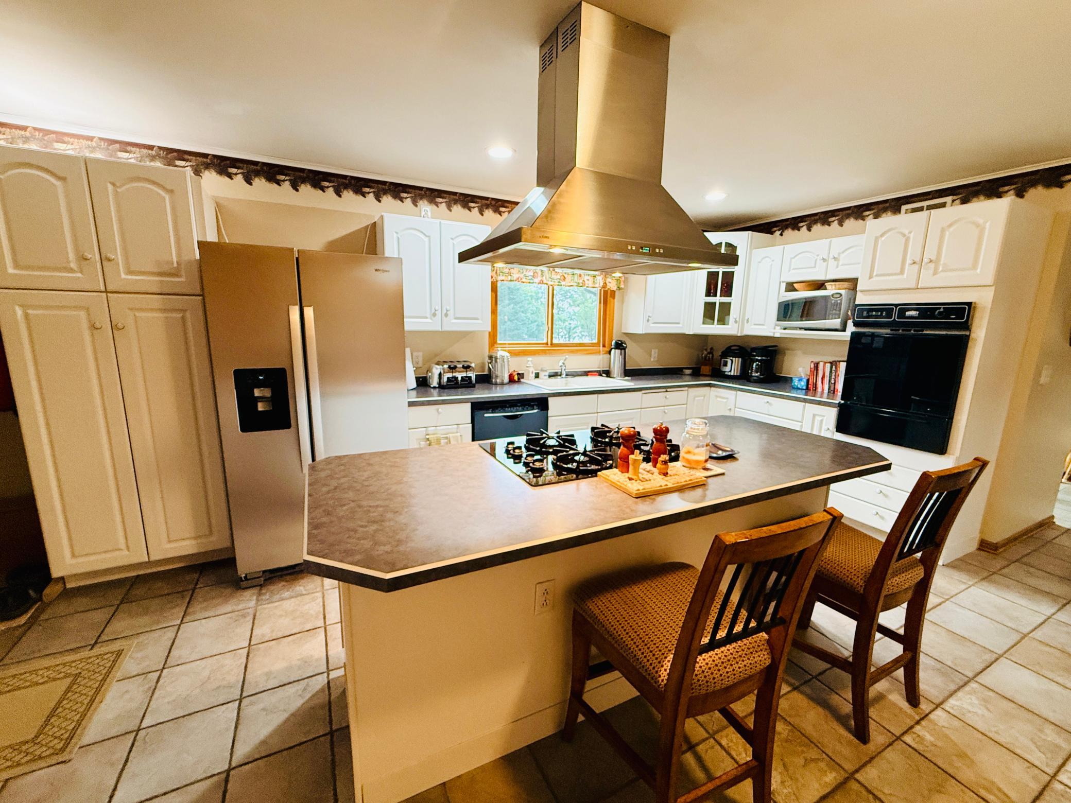 37261 Night Hawk Road Property Photo 11