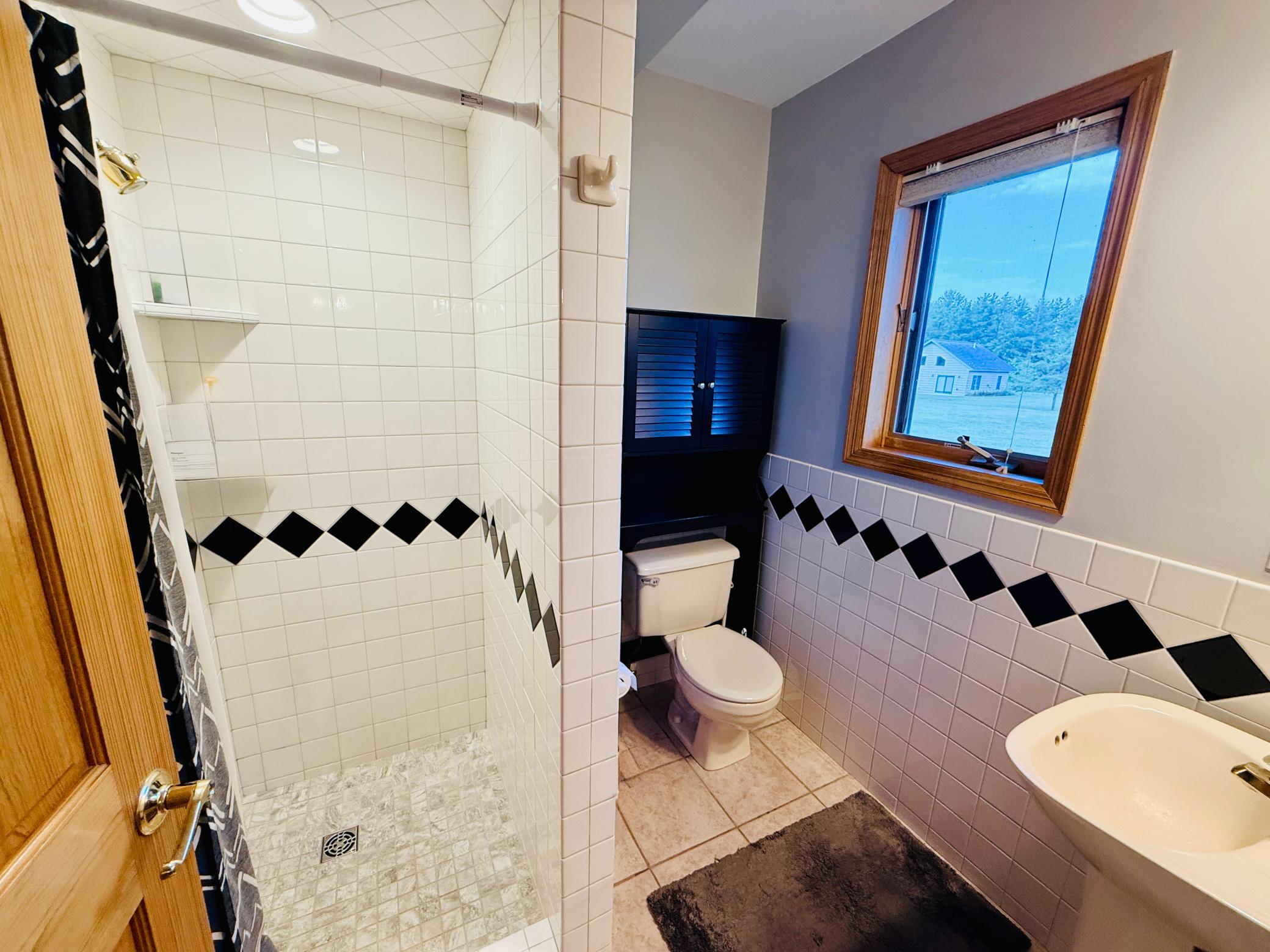 37261 Night Hawk Road Property Photo 17