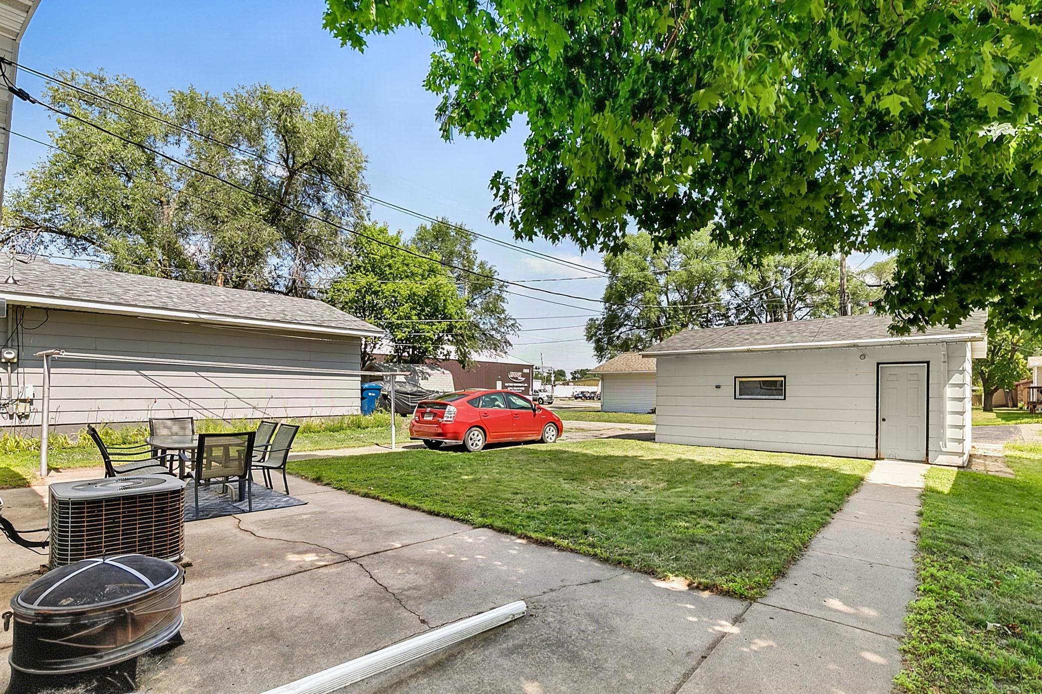 450 26th Avenue N Property Photo 4