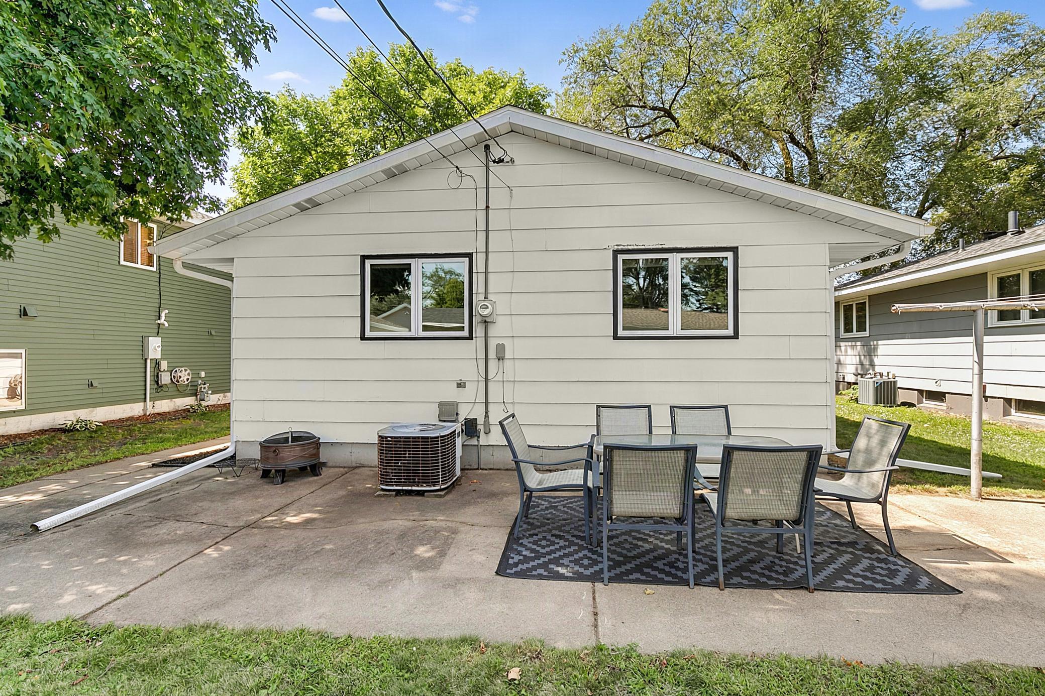 450 26th Avenue N Property Photo 5