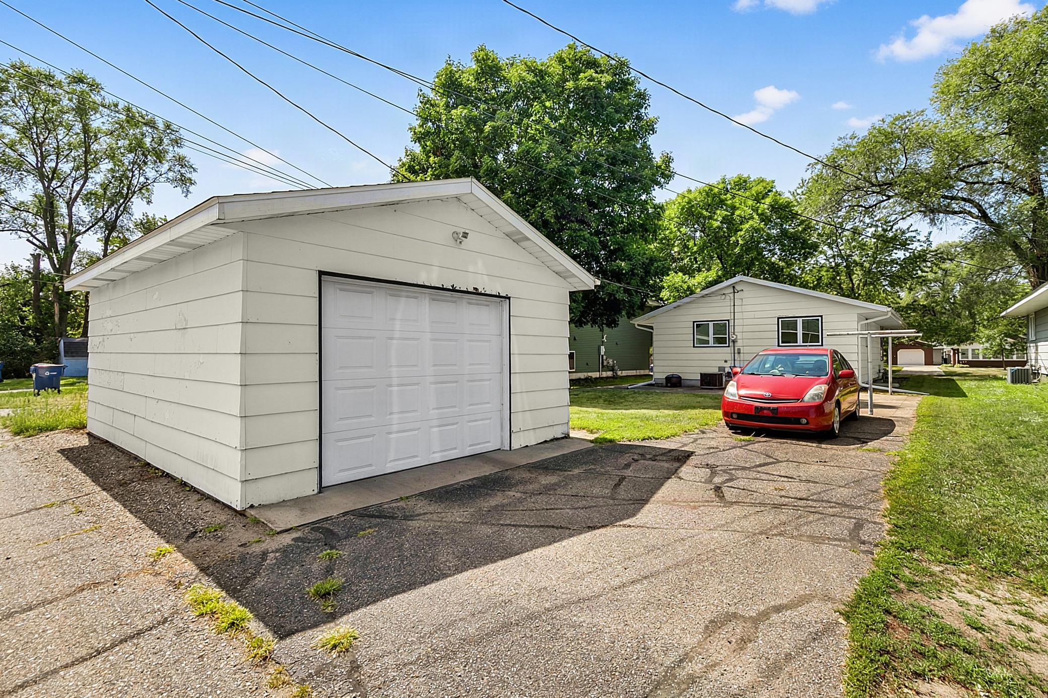 450 26th Avenue N Property Photo 6