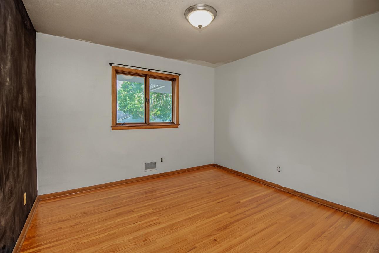 6700 Hillside Lane Property Photo 25