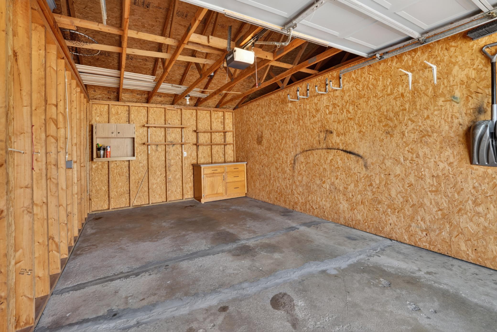2801 19th Avenue Nw D Property Photo 18