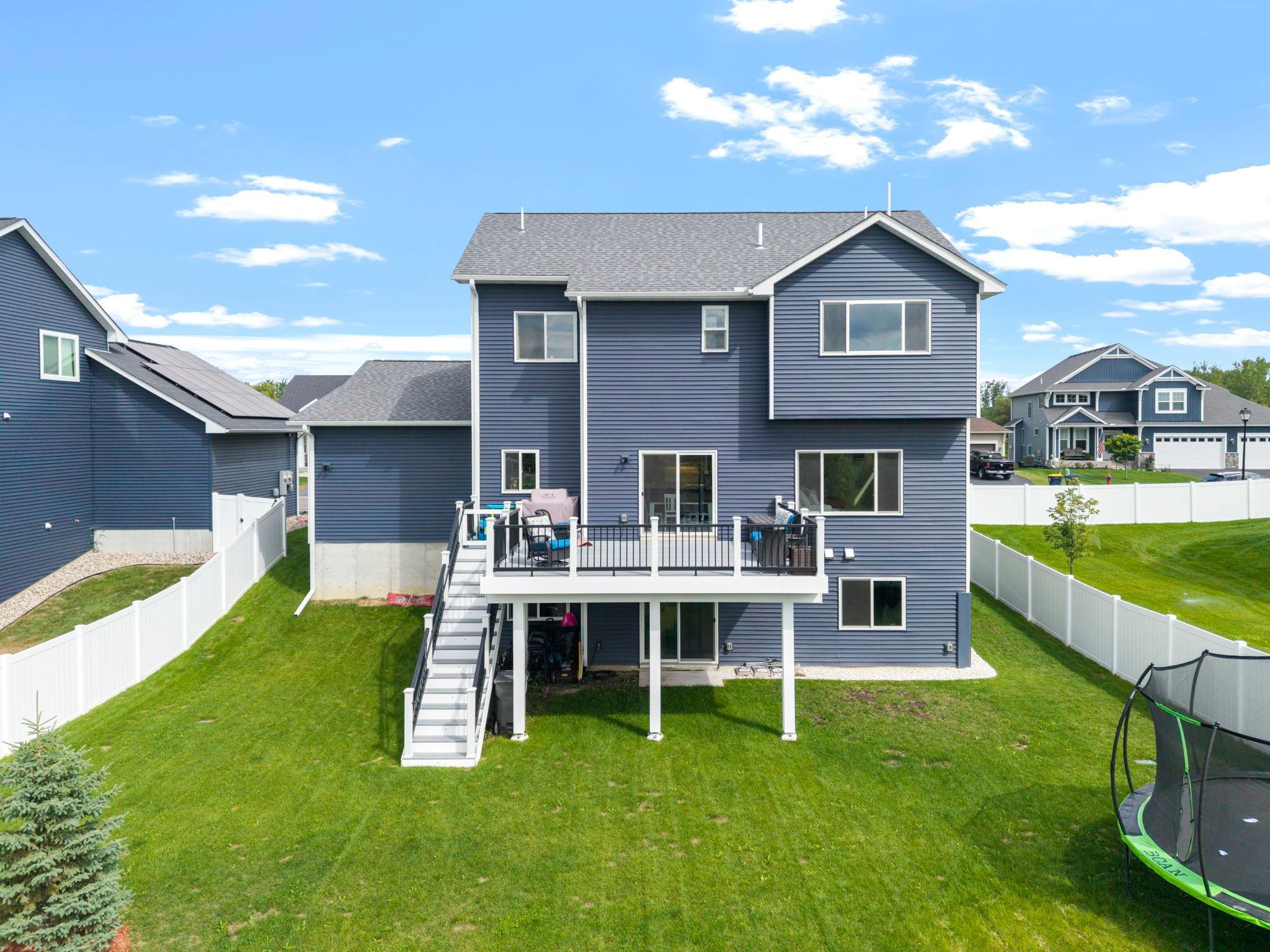 17847 Eclipse Avenue Property Photo 9