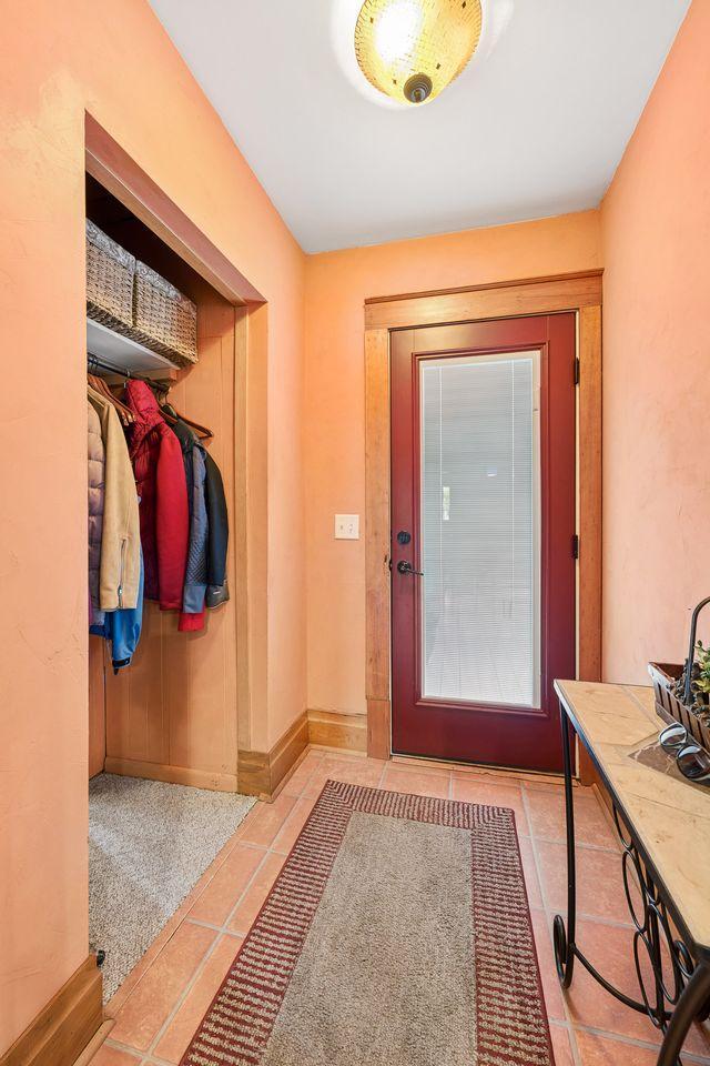 699 Delaware Avenue Property Photo 12