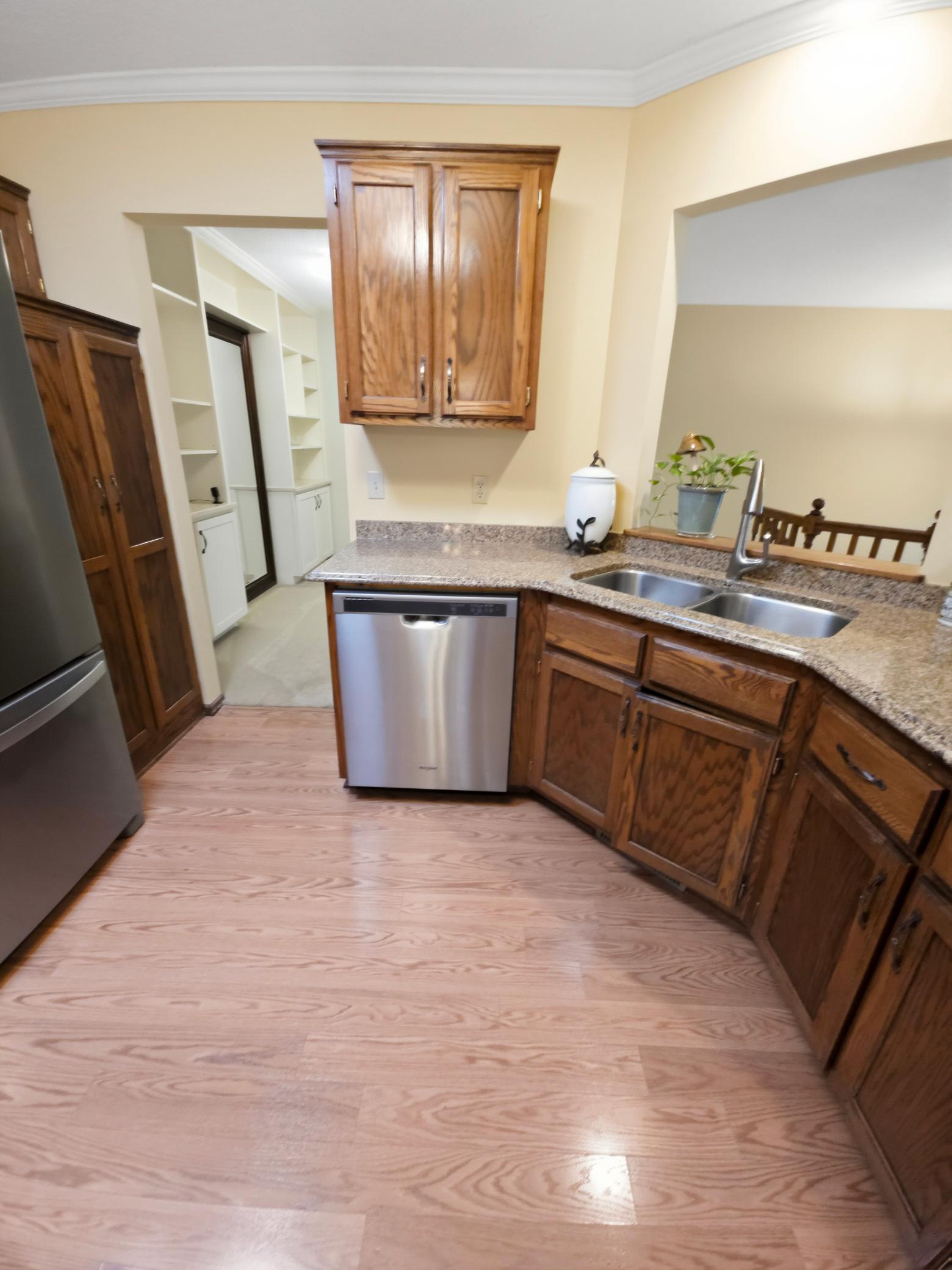 2552 Manitou Lane Property Photo 13