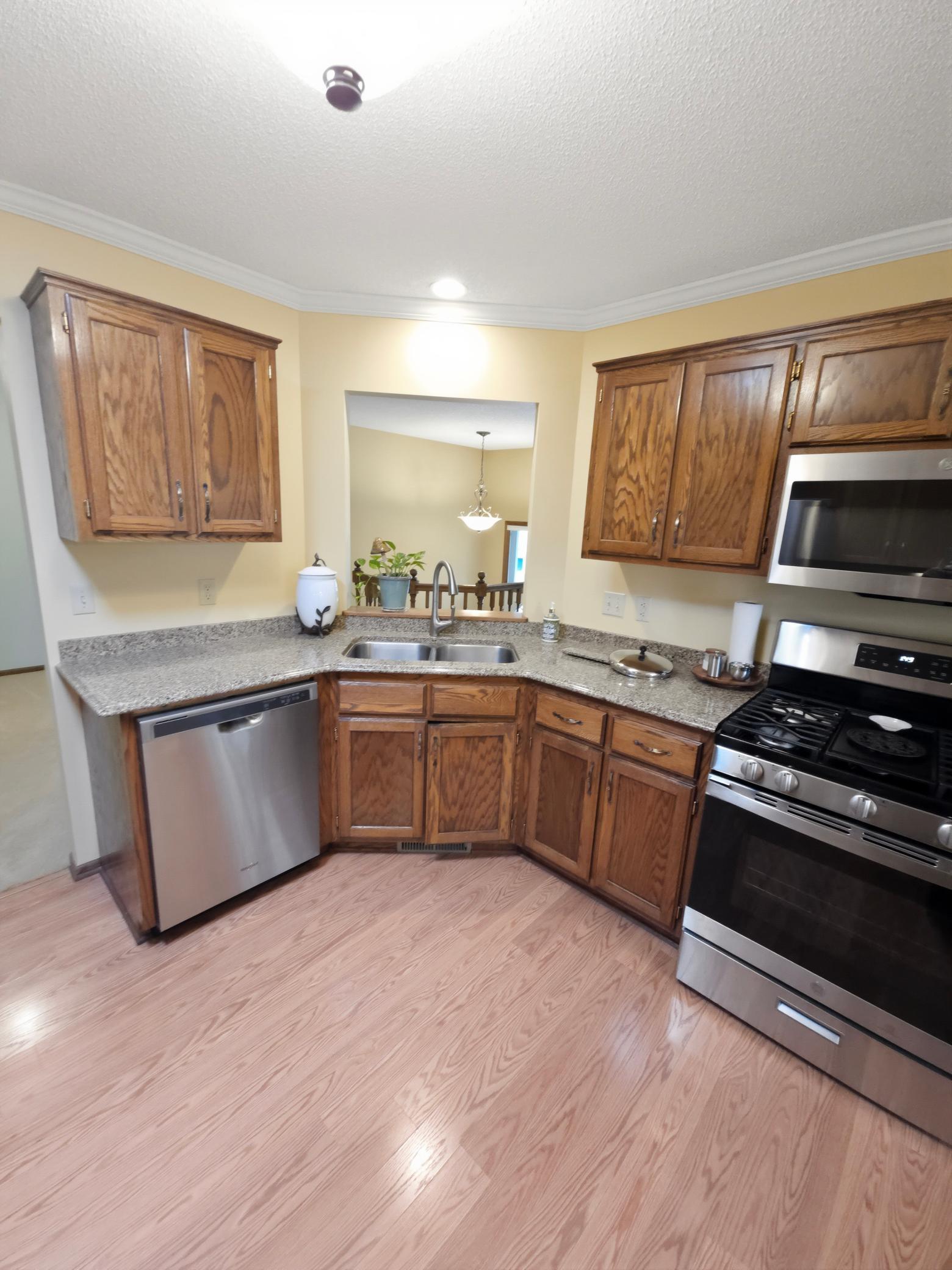 2552 Manitou Lane Property Photo 14