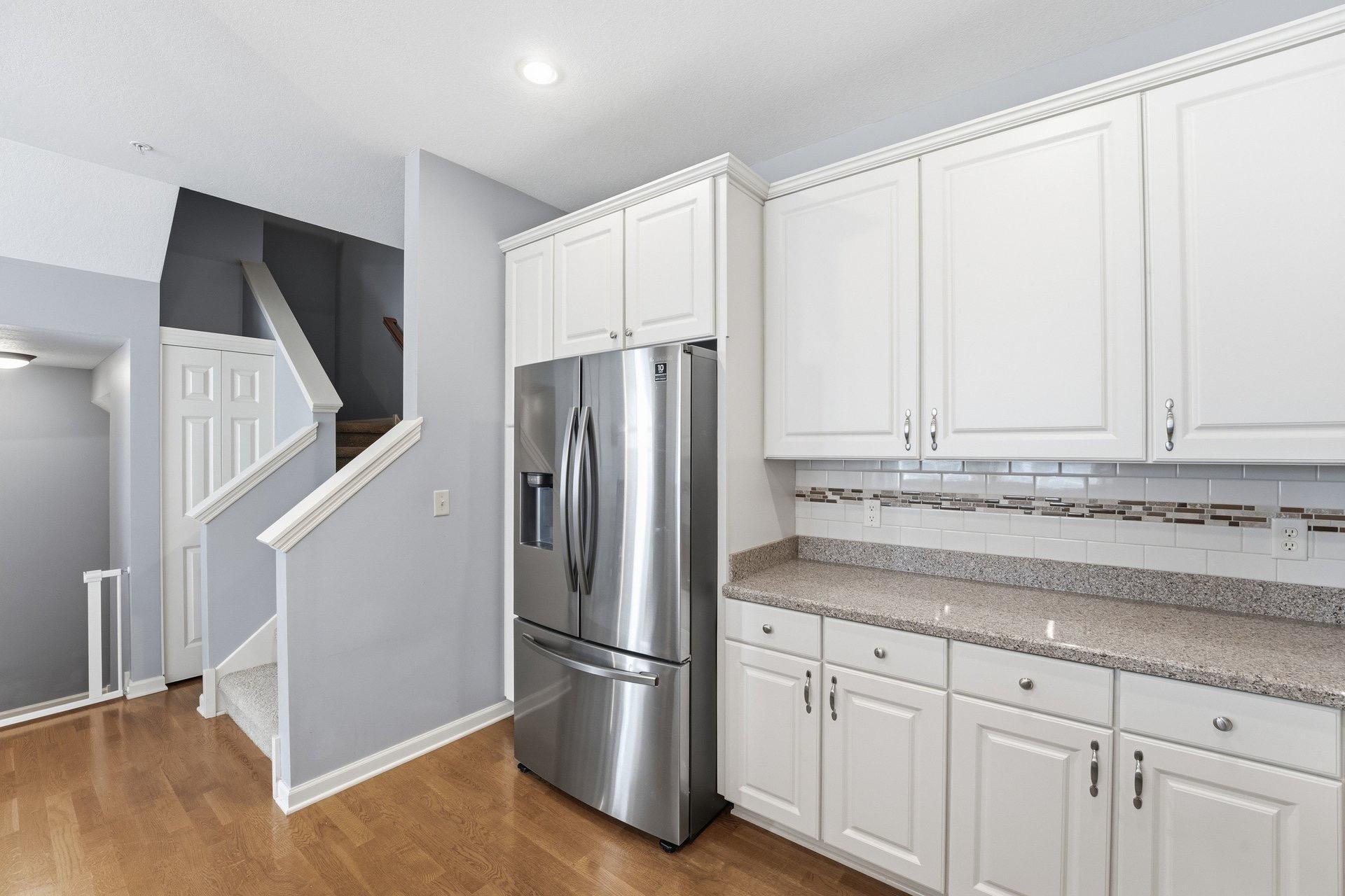8103 Oakview Drive N Property Photo 25