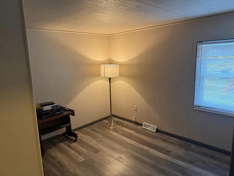 1225 13th Street Se Property Photo 7
