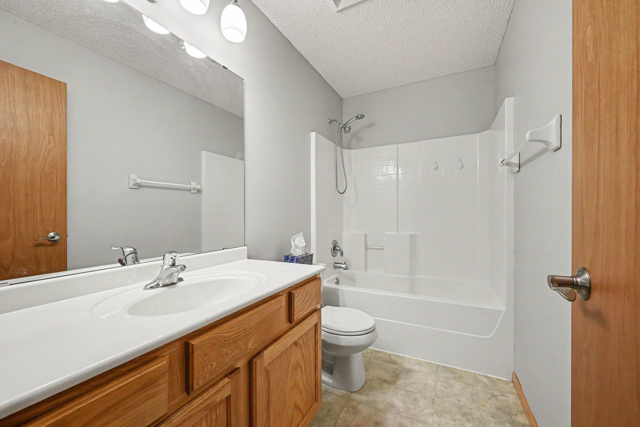 6034 Summit Curve S Property Photo 27