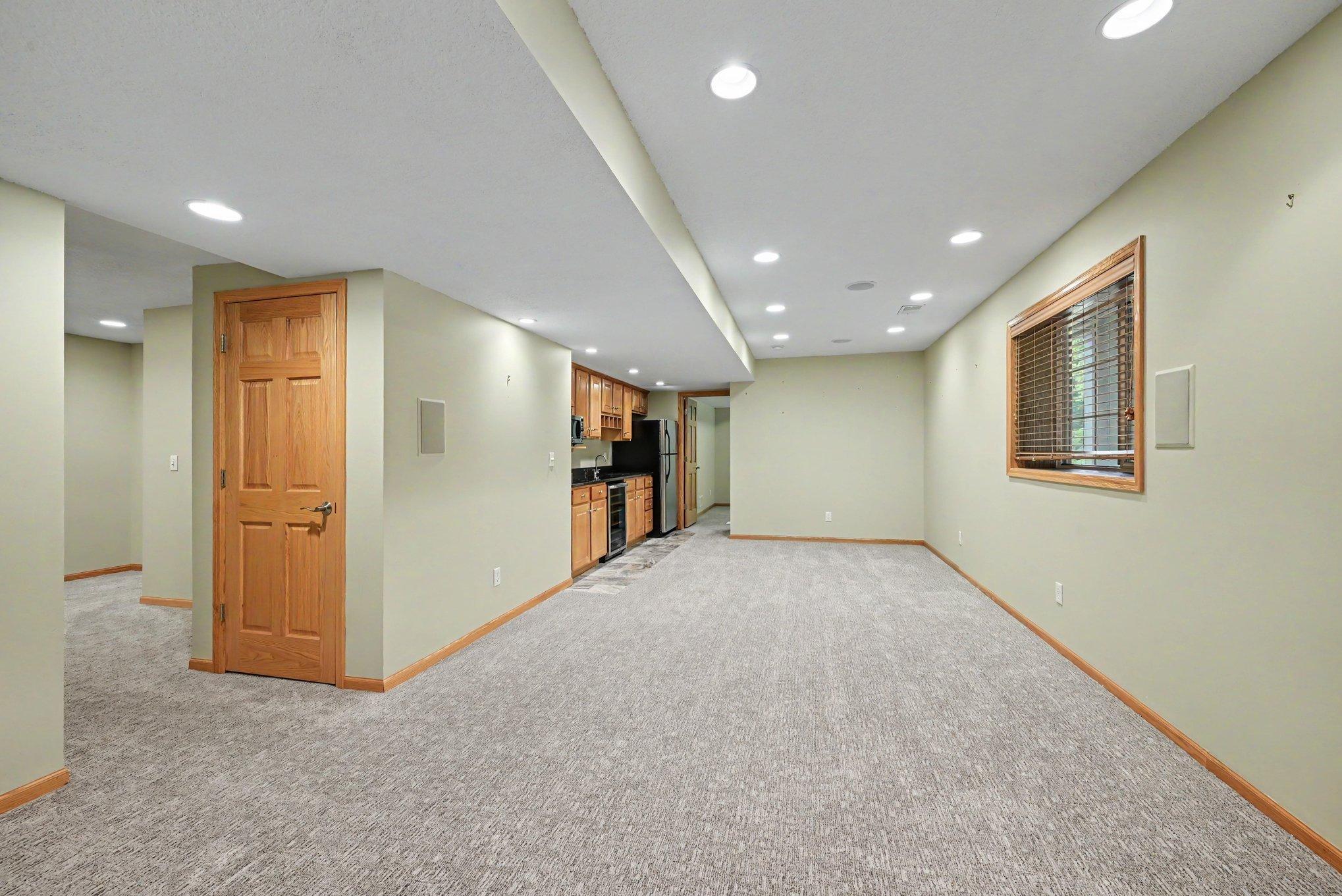 6034 Summit Curve S Property Photo 35