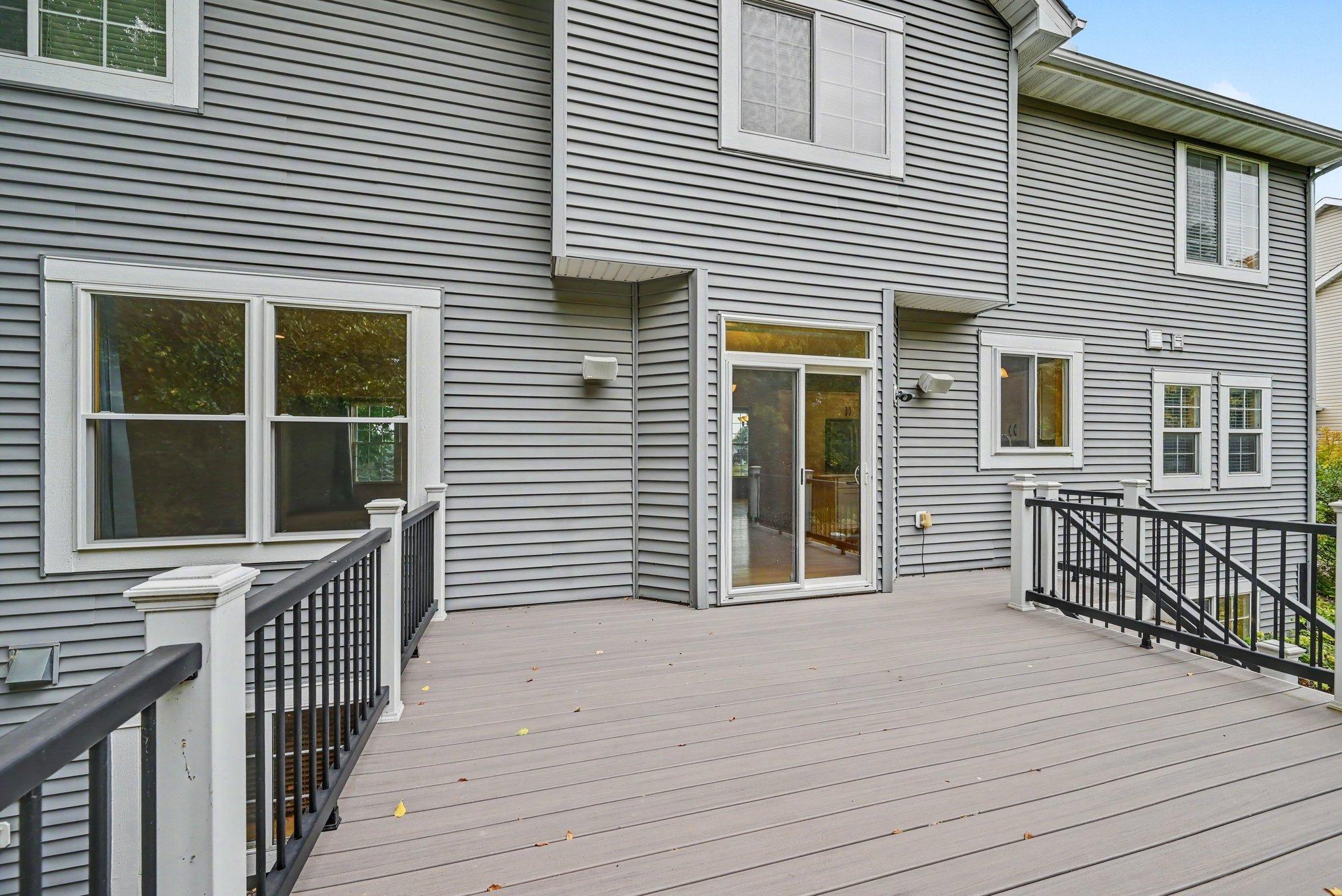 6034 Summit Curve S Property Photo 43