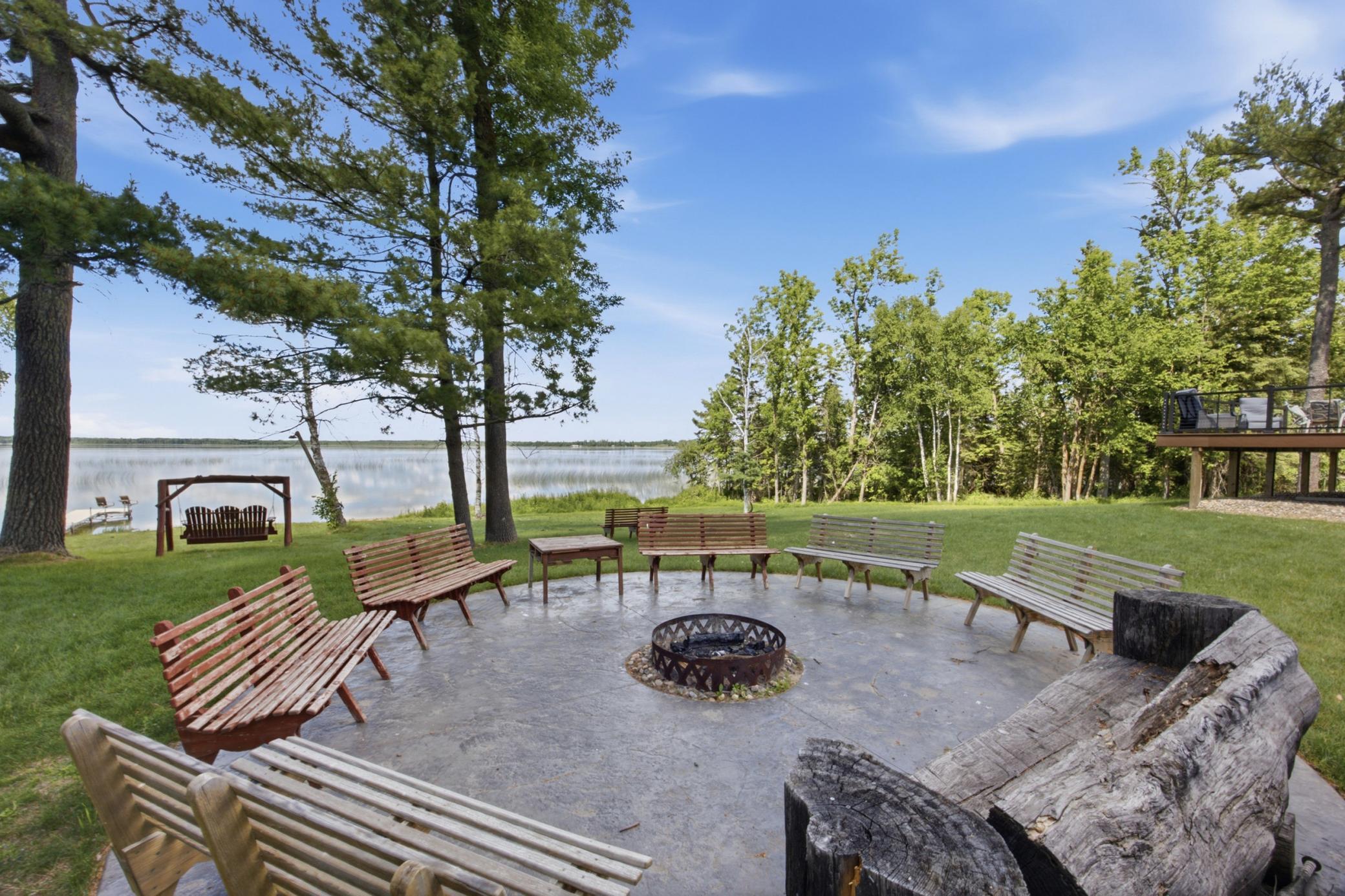 46824 Foss Road Property Photo 4