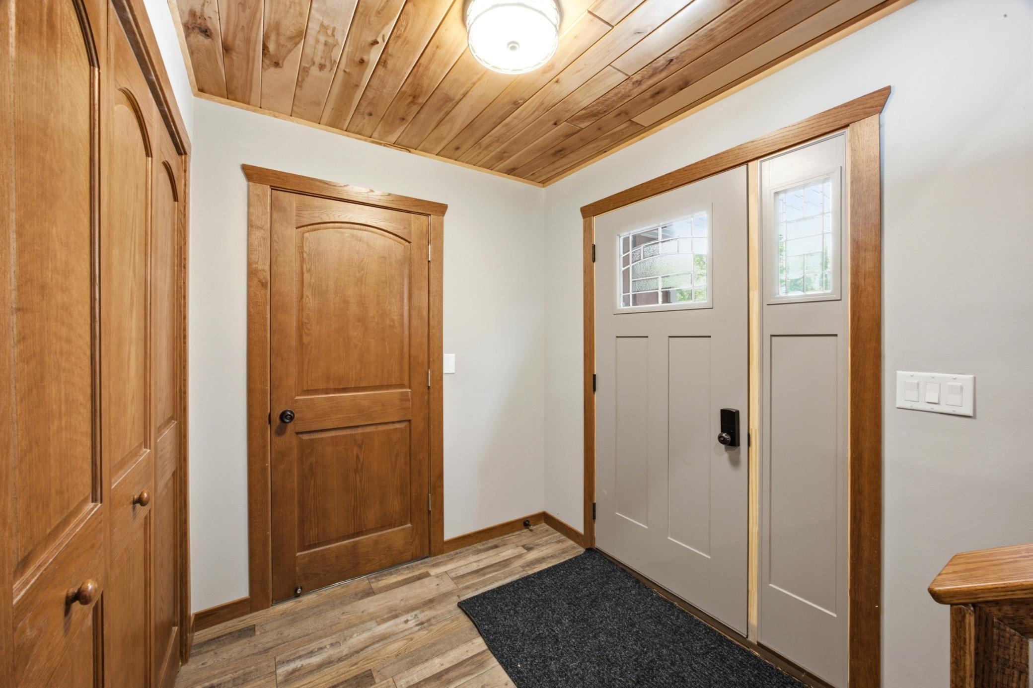 46824 Foss Road Property Photo 5
