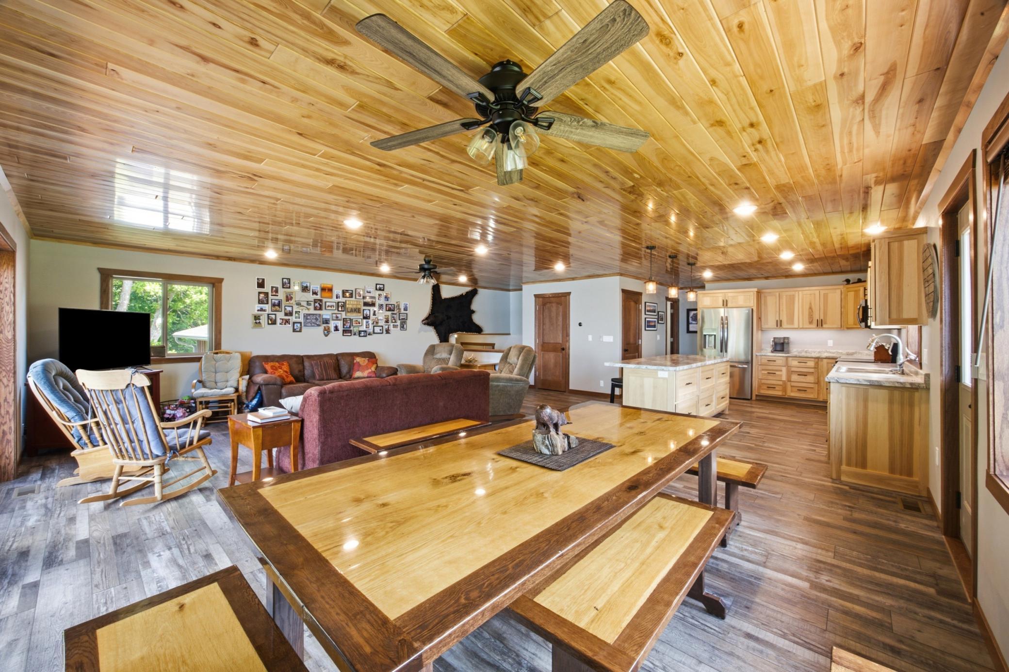 46824 Foss Road Property Photo 12