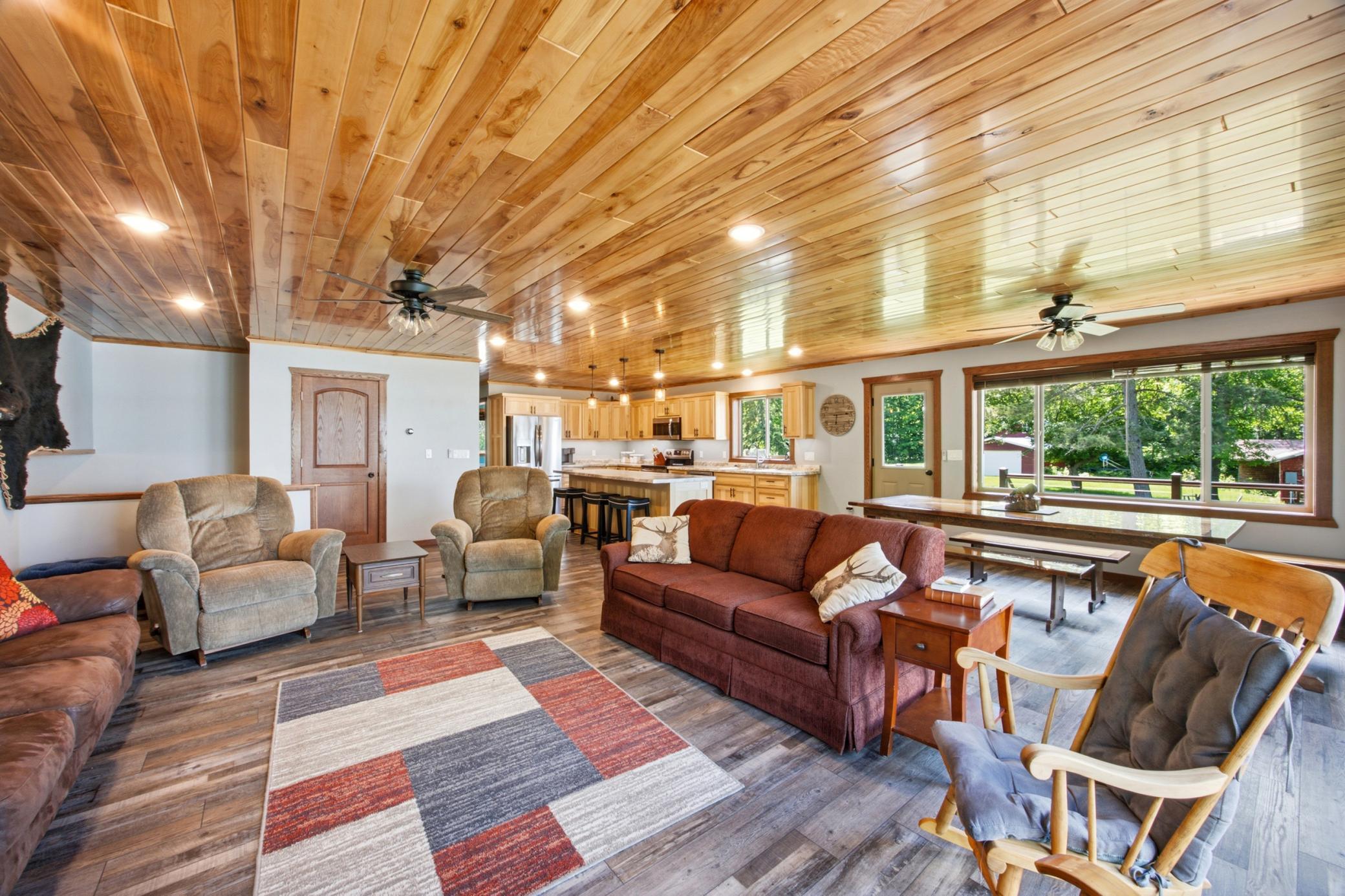 46824 Foss Road Property Photo 14