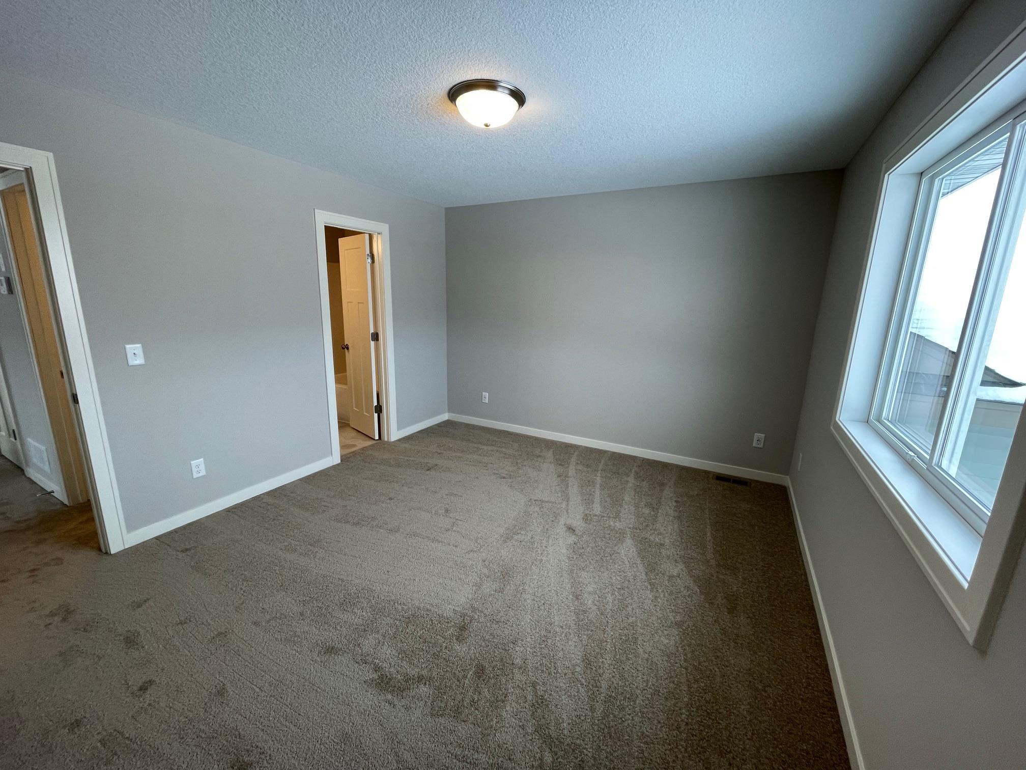 3423 Maple Drive S Property Photo 10