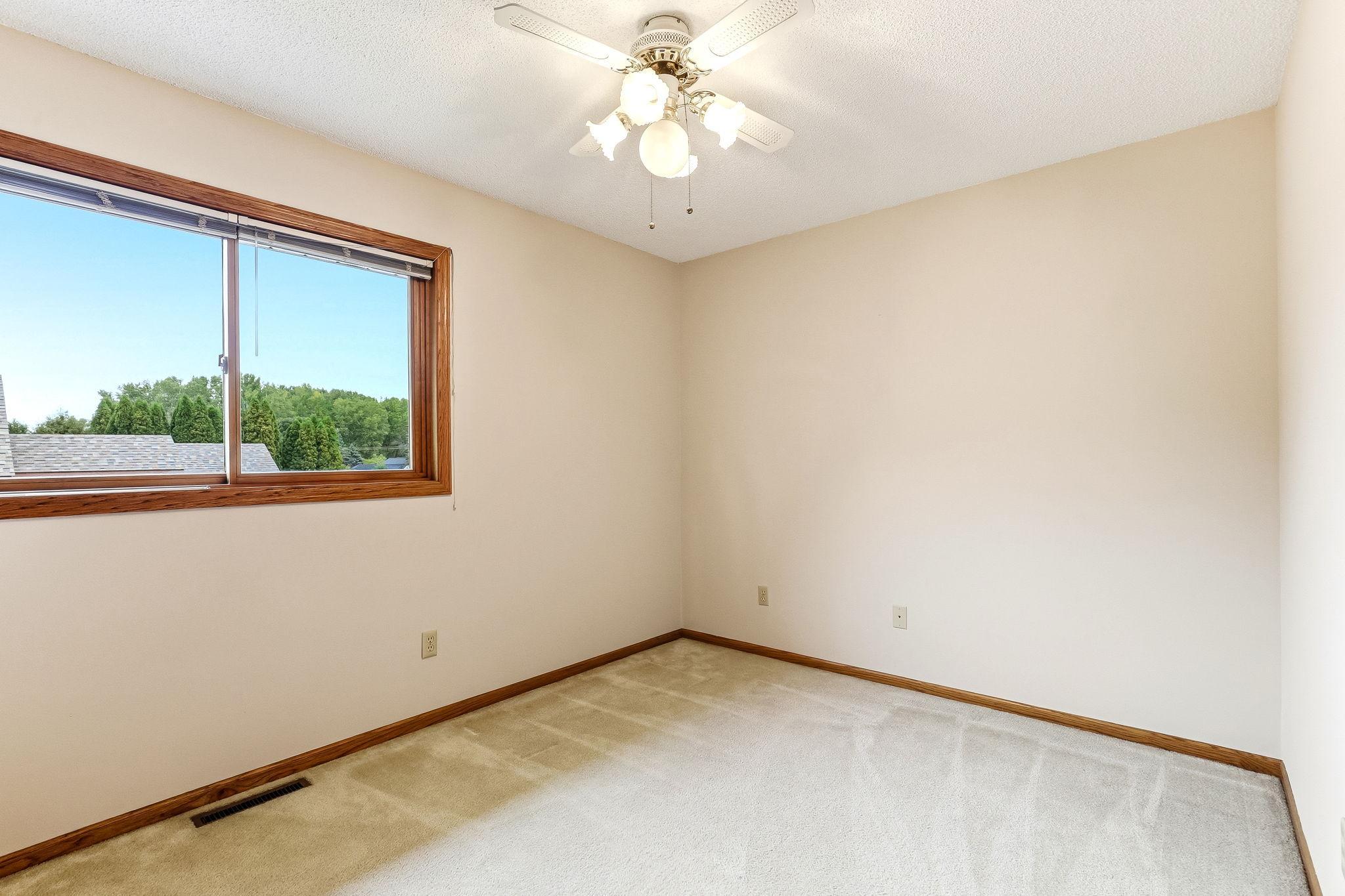 4916 Helmo Avenue N Property Photo 31
