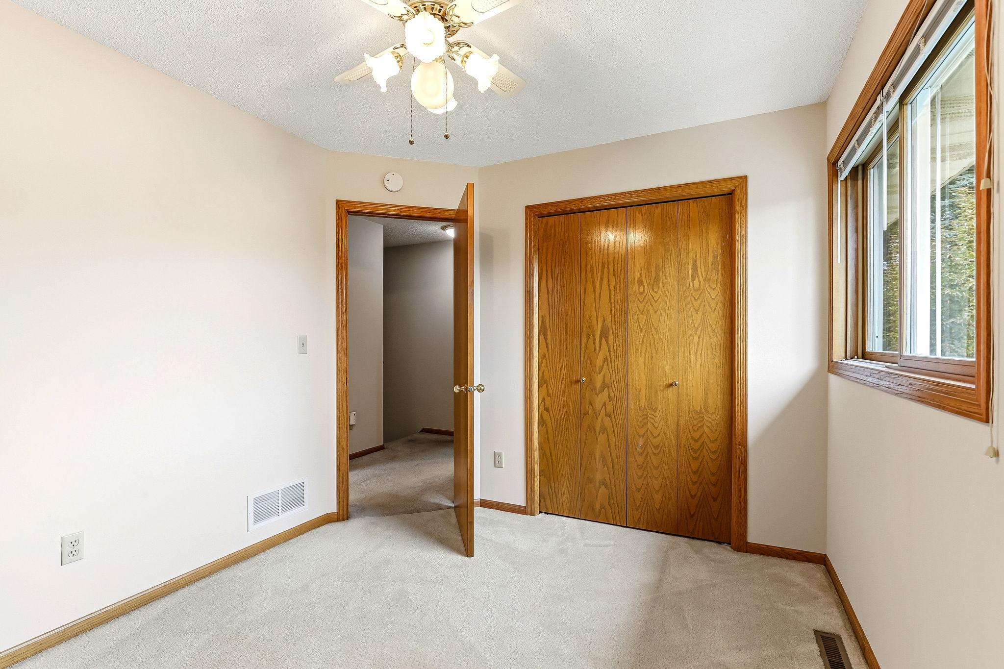 4916 Helmo Avenue N Property Photo 32