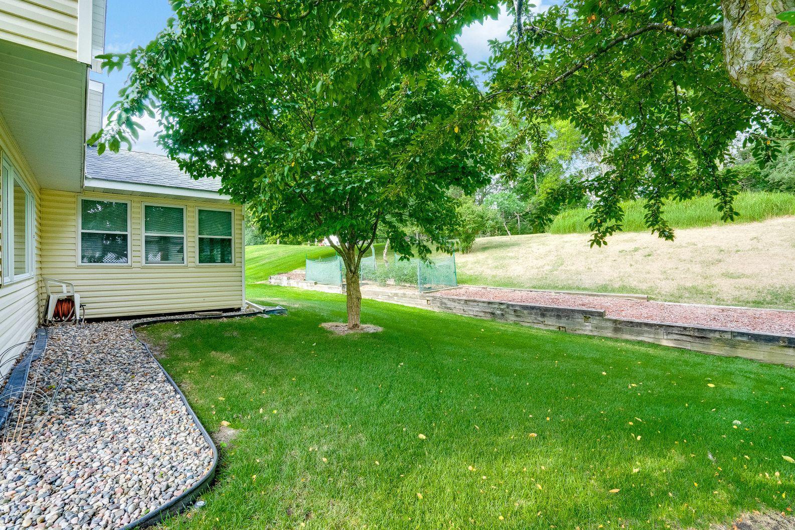 4916 Helmo Avenue N Property Photo 43