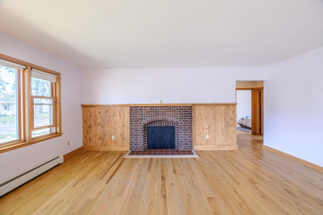 716 5th Street S Property Photo 4
