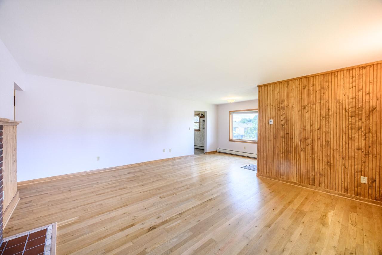 716 5th Street S Property Photo 7