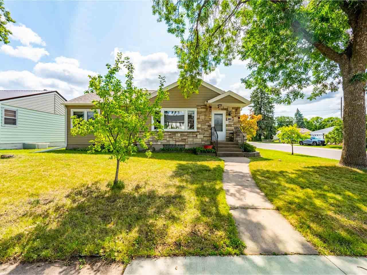 716 5th Street S Property Photo 28