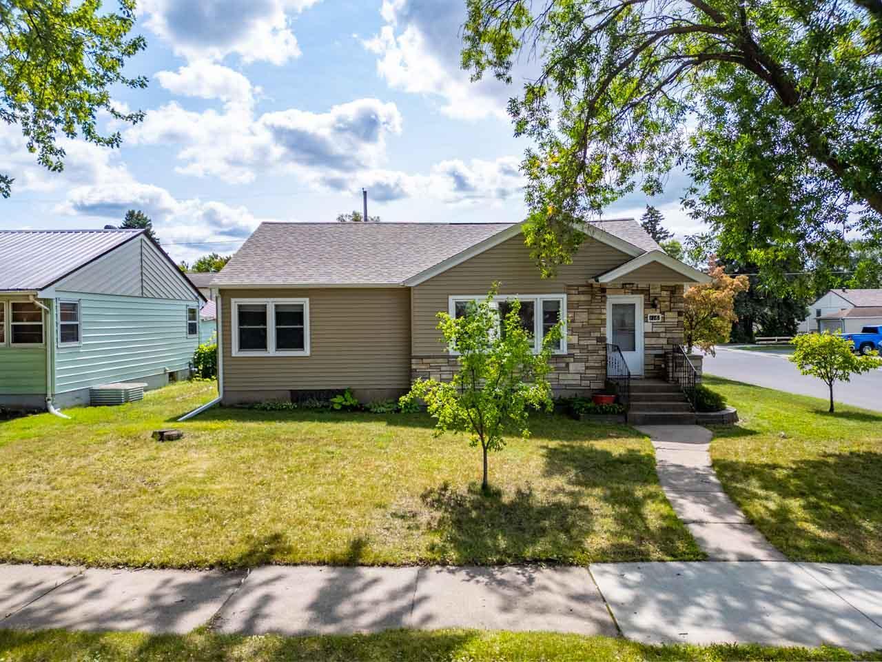 716 5th Street S Property Photo 38