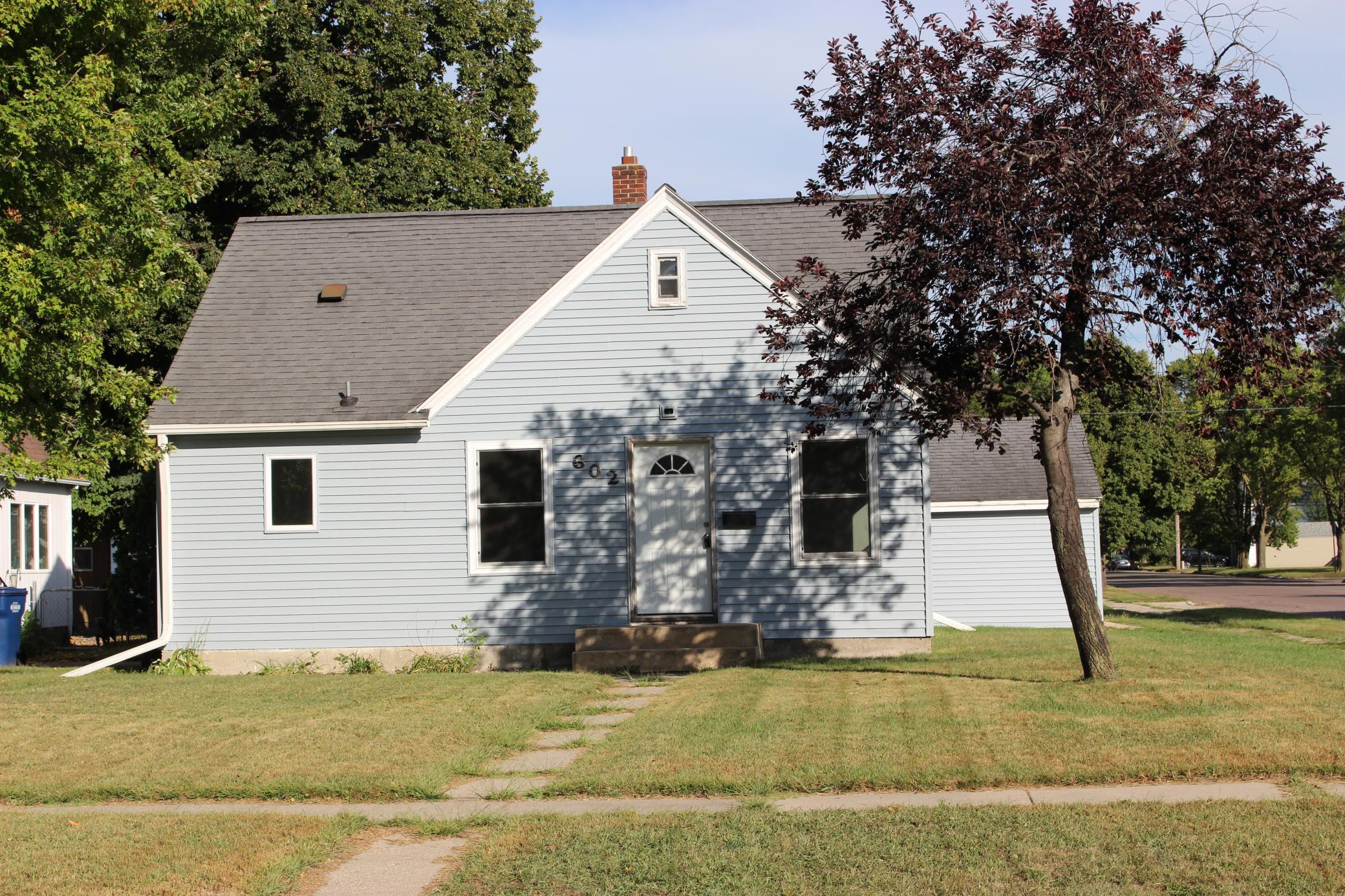 602 12th Street N Property Photo 1