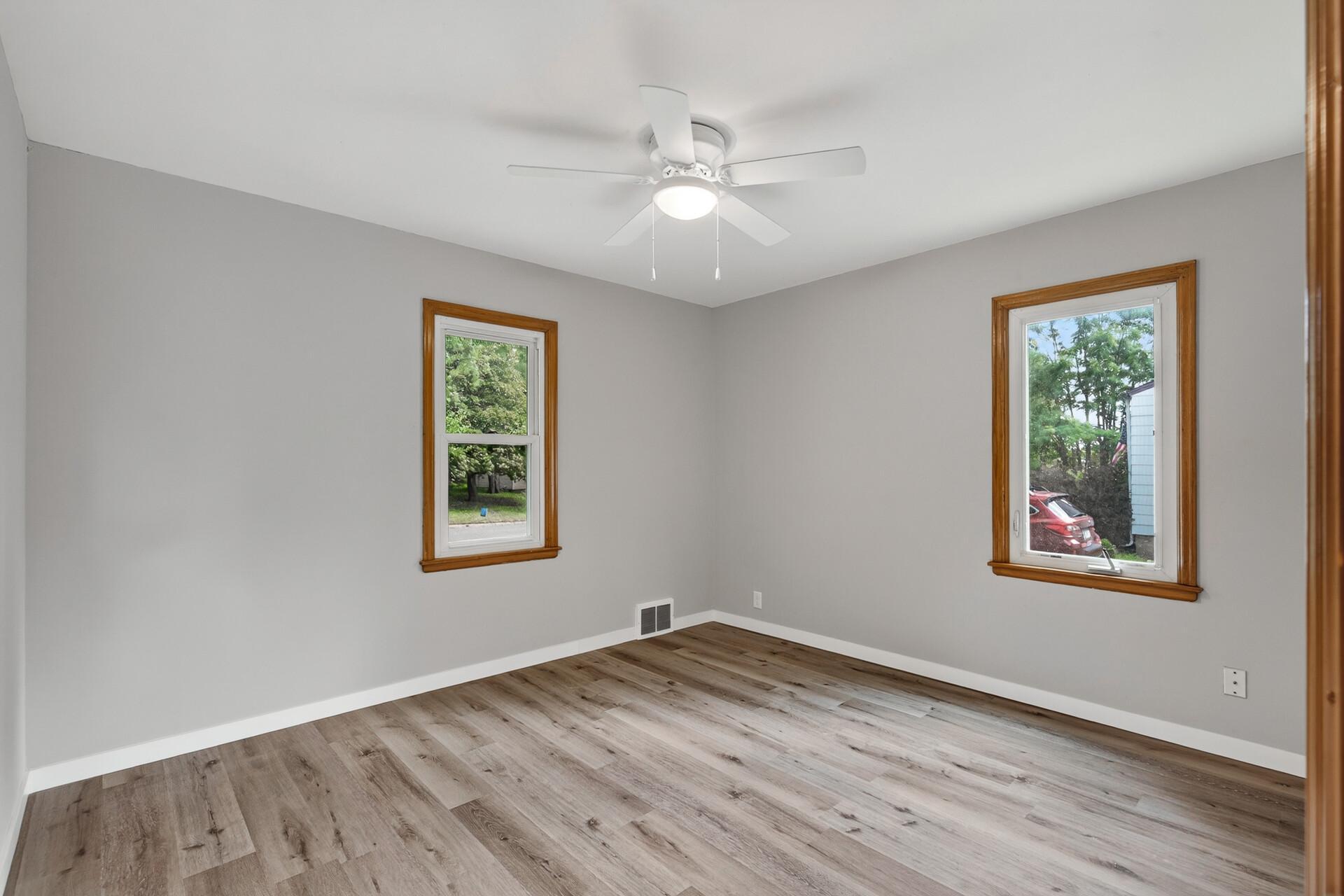 3620 Sumter Avenue S Property Photo 15