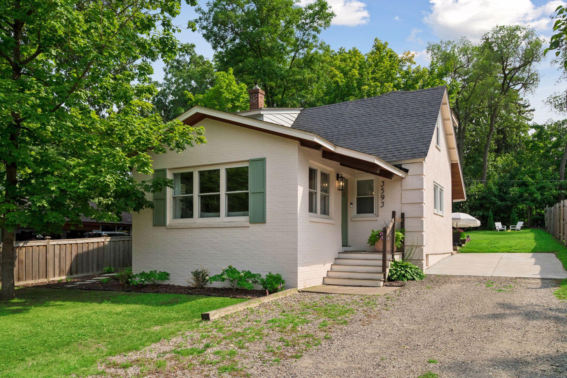 3593 Crystal Place Property Photo 1
