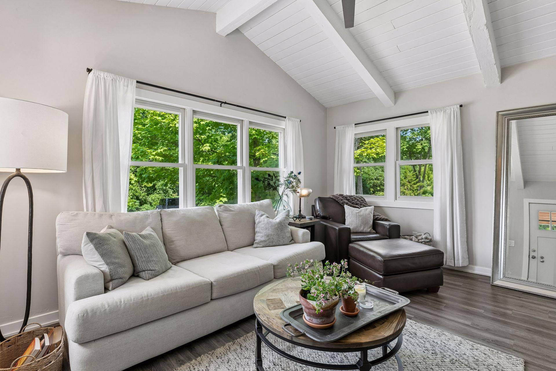 3593 Crystal Place Property Photo 6