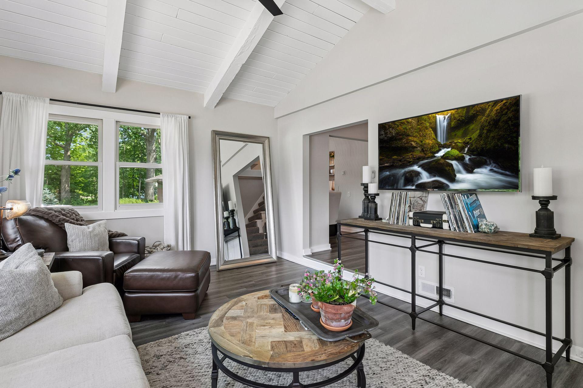 3593 Crystal Place Property Photo 12