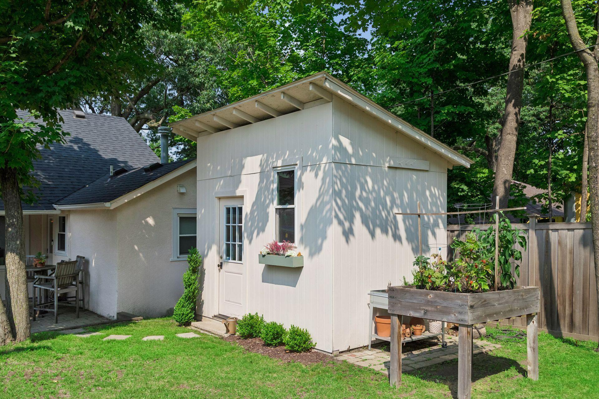 3593 Crystal Place Property Photo 19