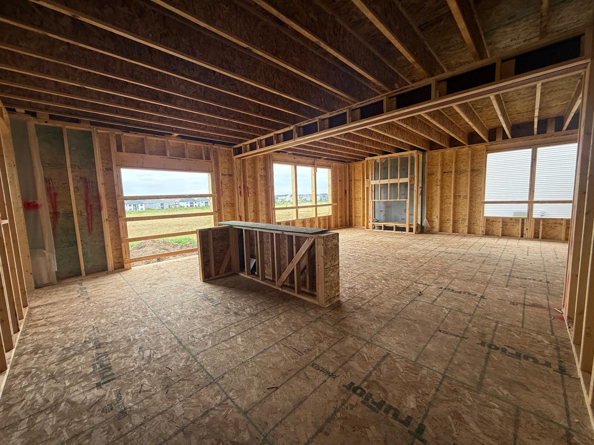 15044 Amber Fields Boulevard W Property Photo 5
