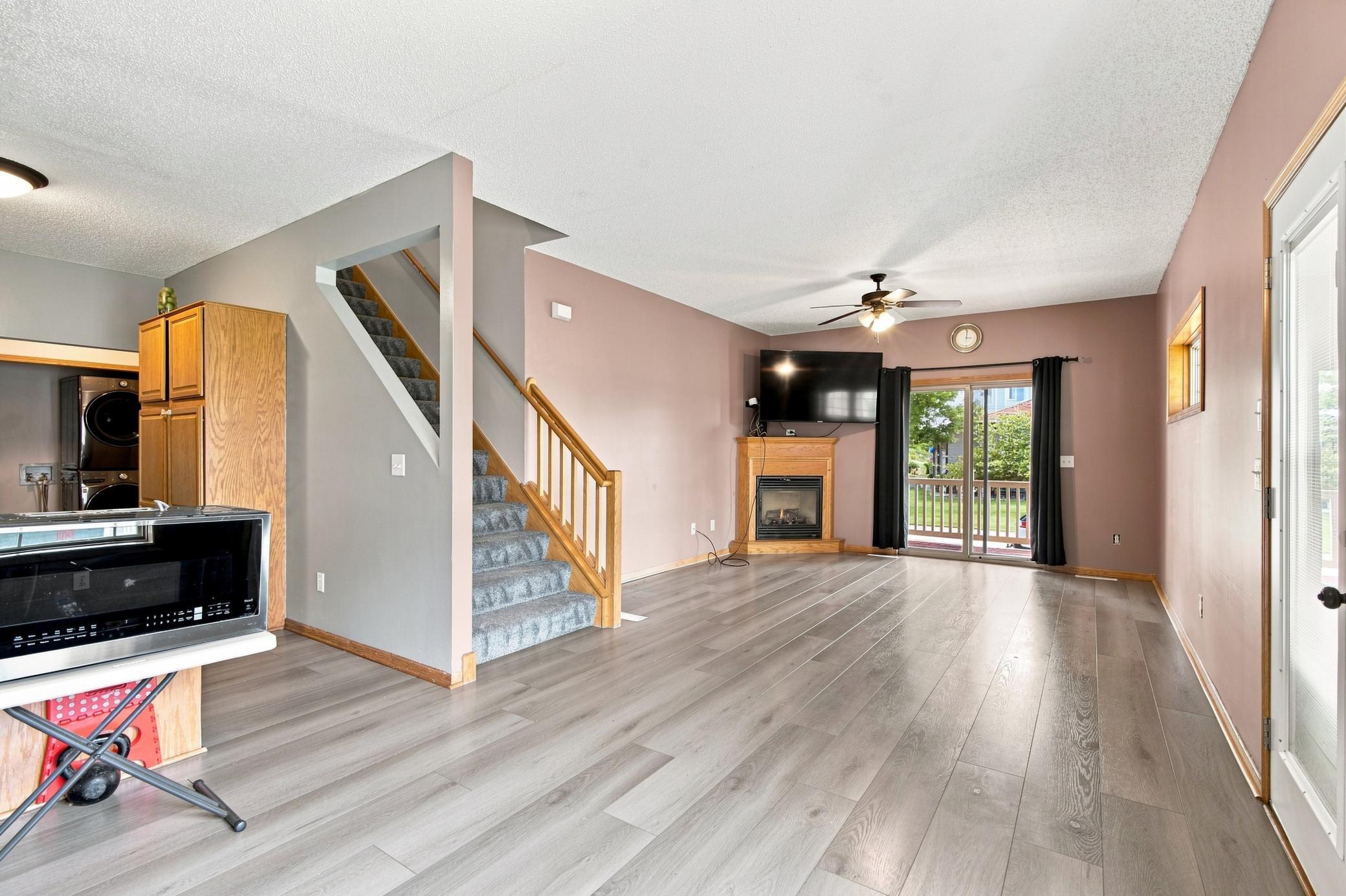 8605 Tessman Circle N Property Photo 2