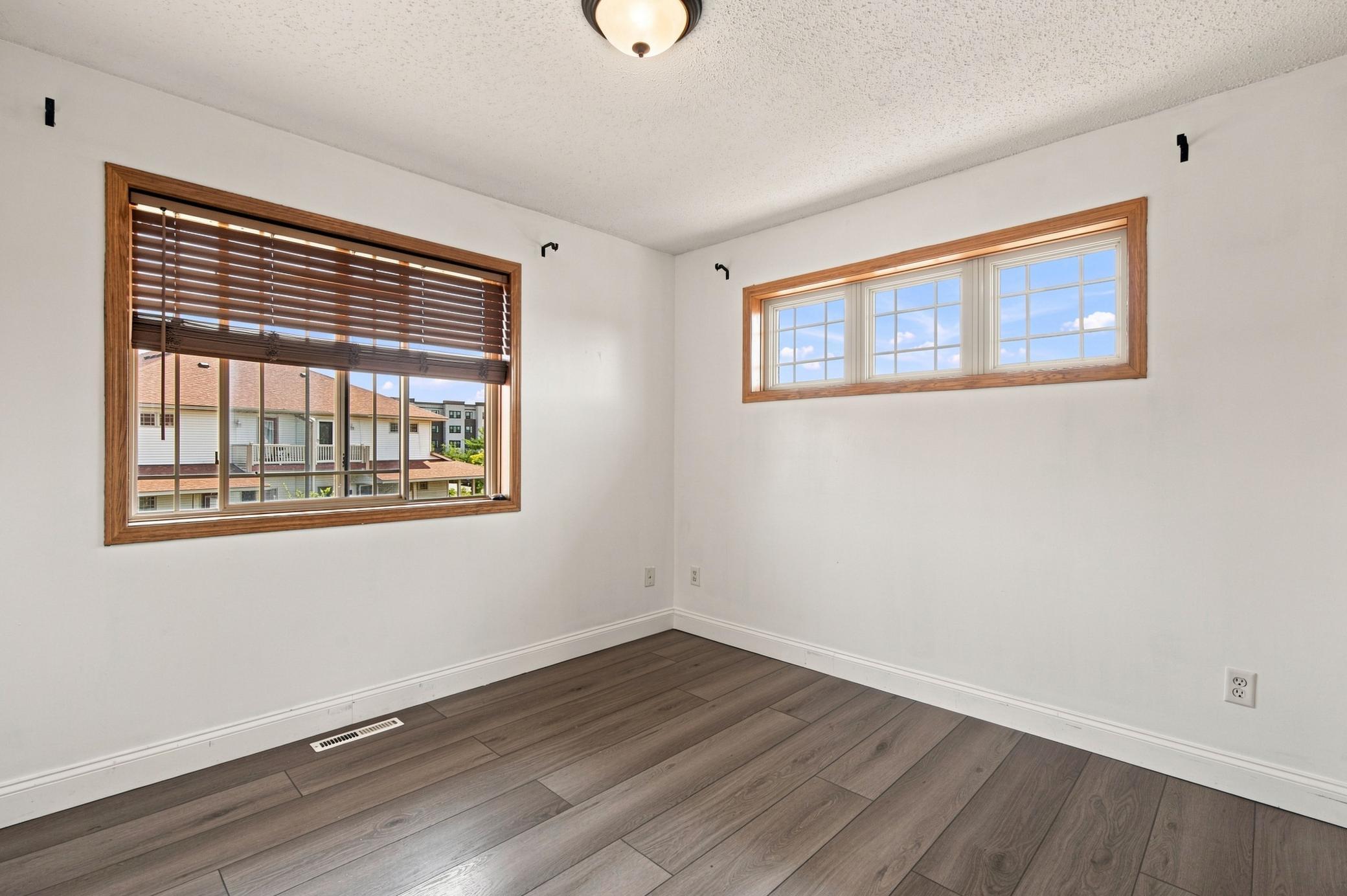 8605 Tessman Circle N Property Photo 22