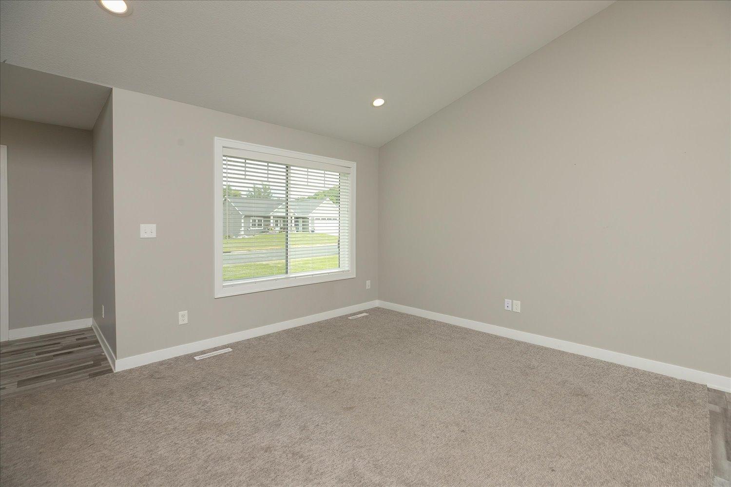 302 Devin Drive Property Photo 5