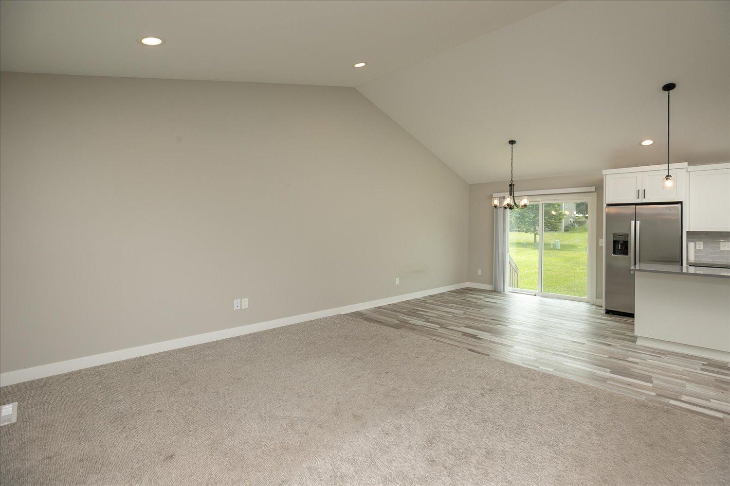 302 Devin Drive Property Photo 8