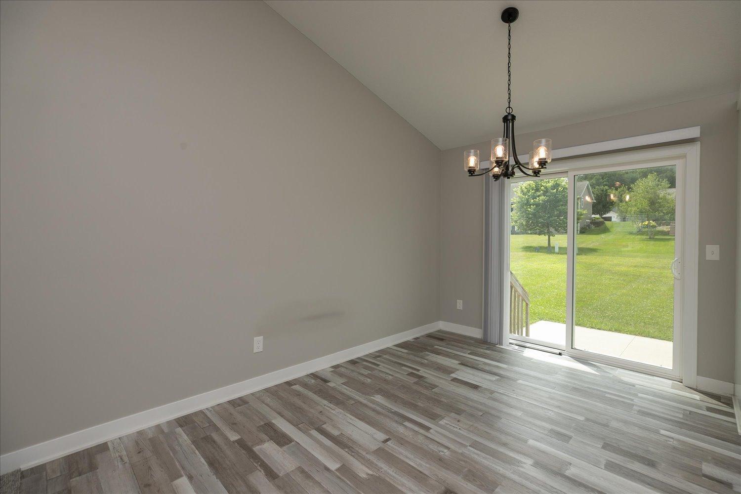 302 Devin Drive Property Photo 9