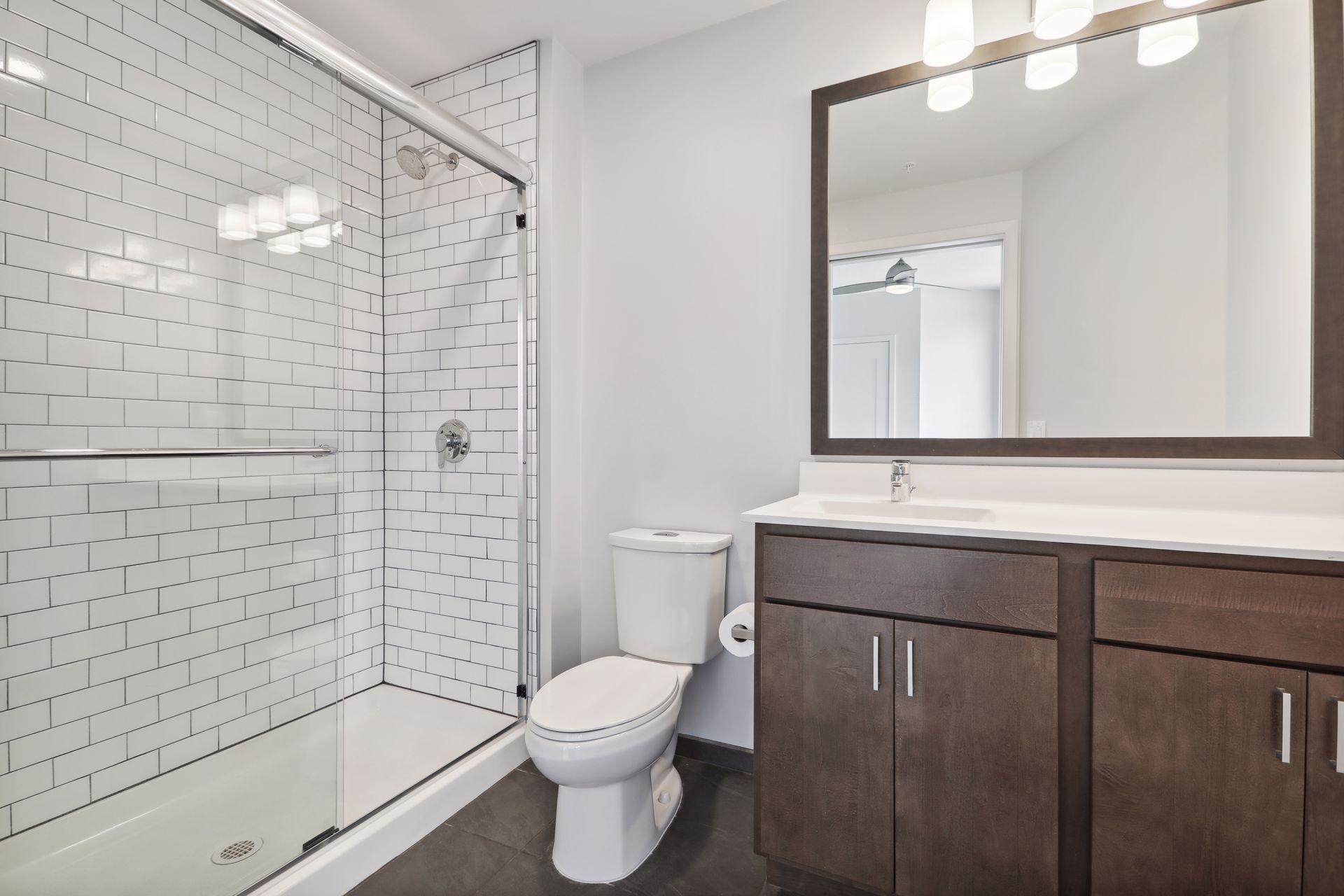 811 Washington Avenue S 1410 Property Photo 10