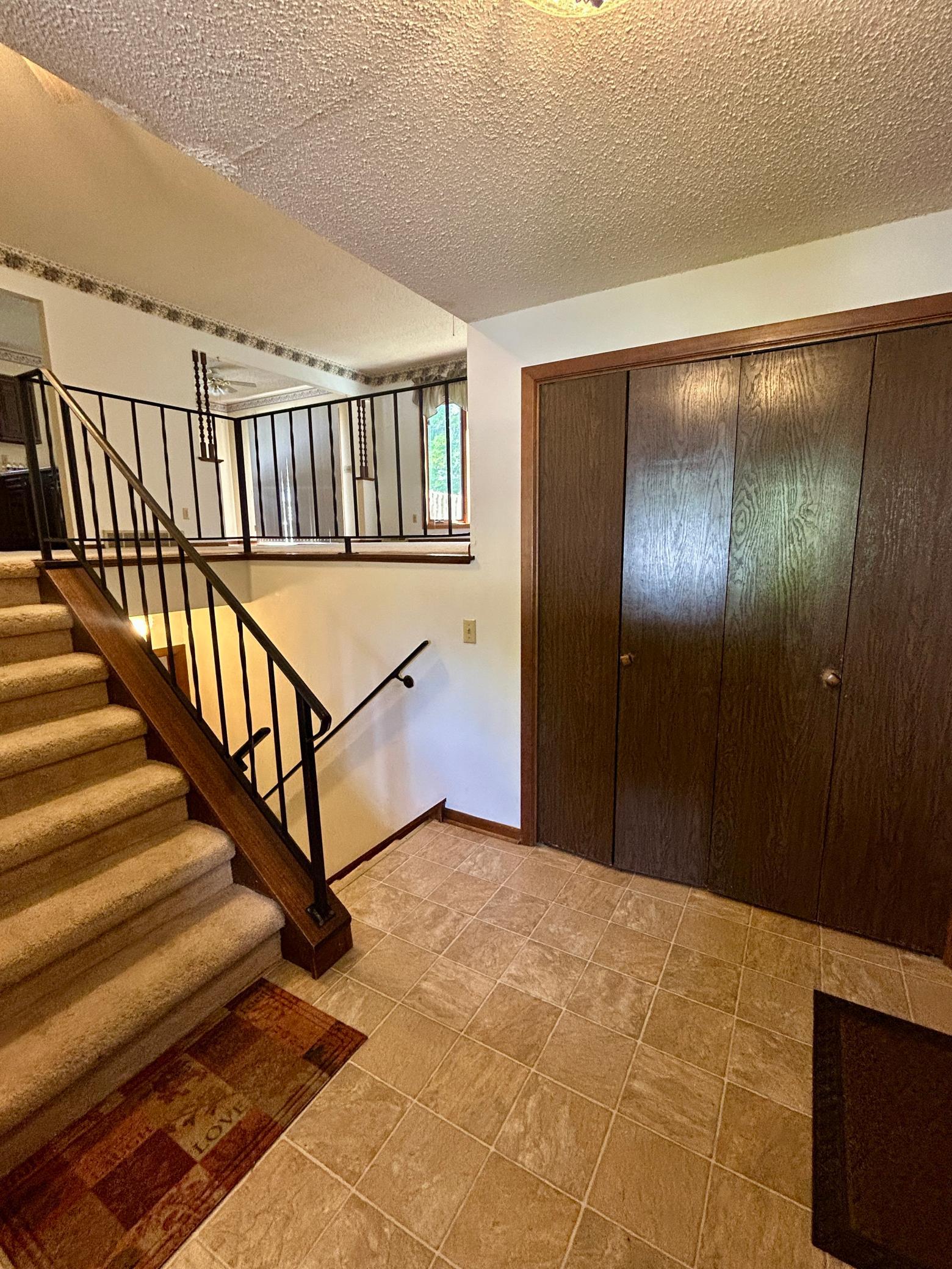 913 High Avenue Property Photo 5