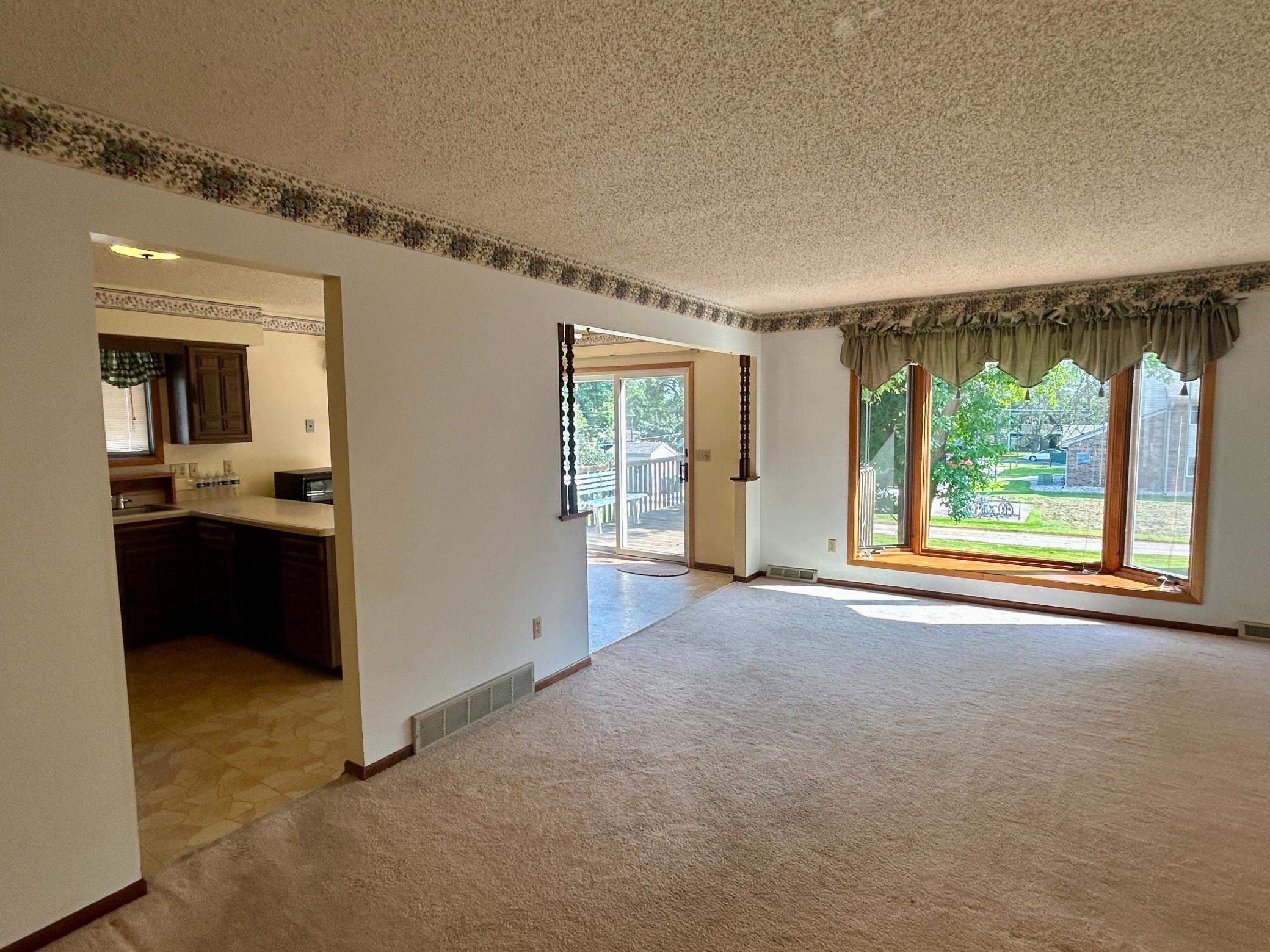 913 High Avenue Property Photo 8