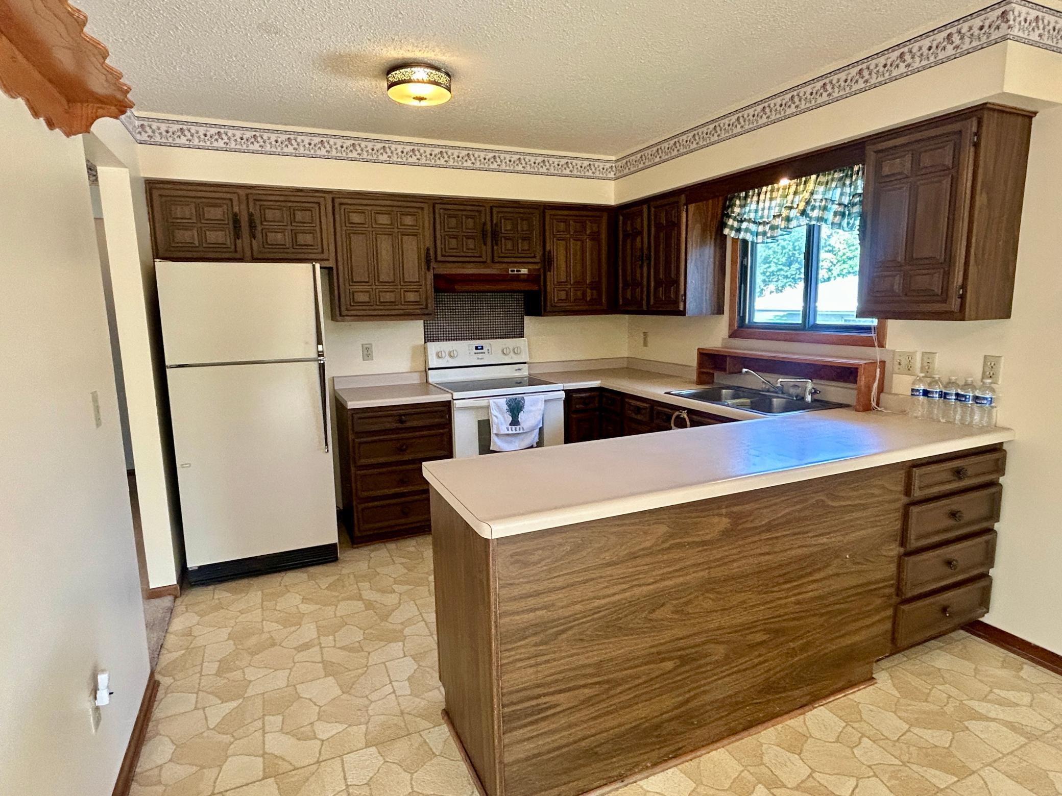 913 High Avenue Property Photo 10