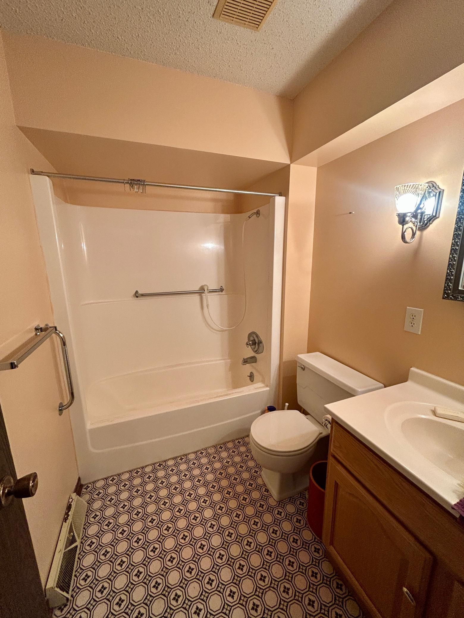 913 High Avenue Property Photo 15